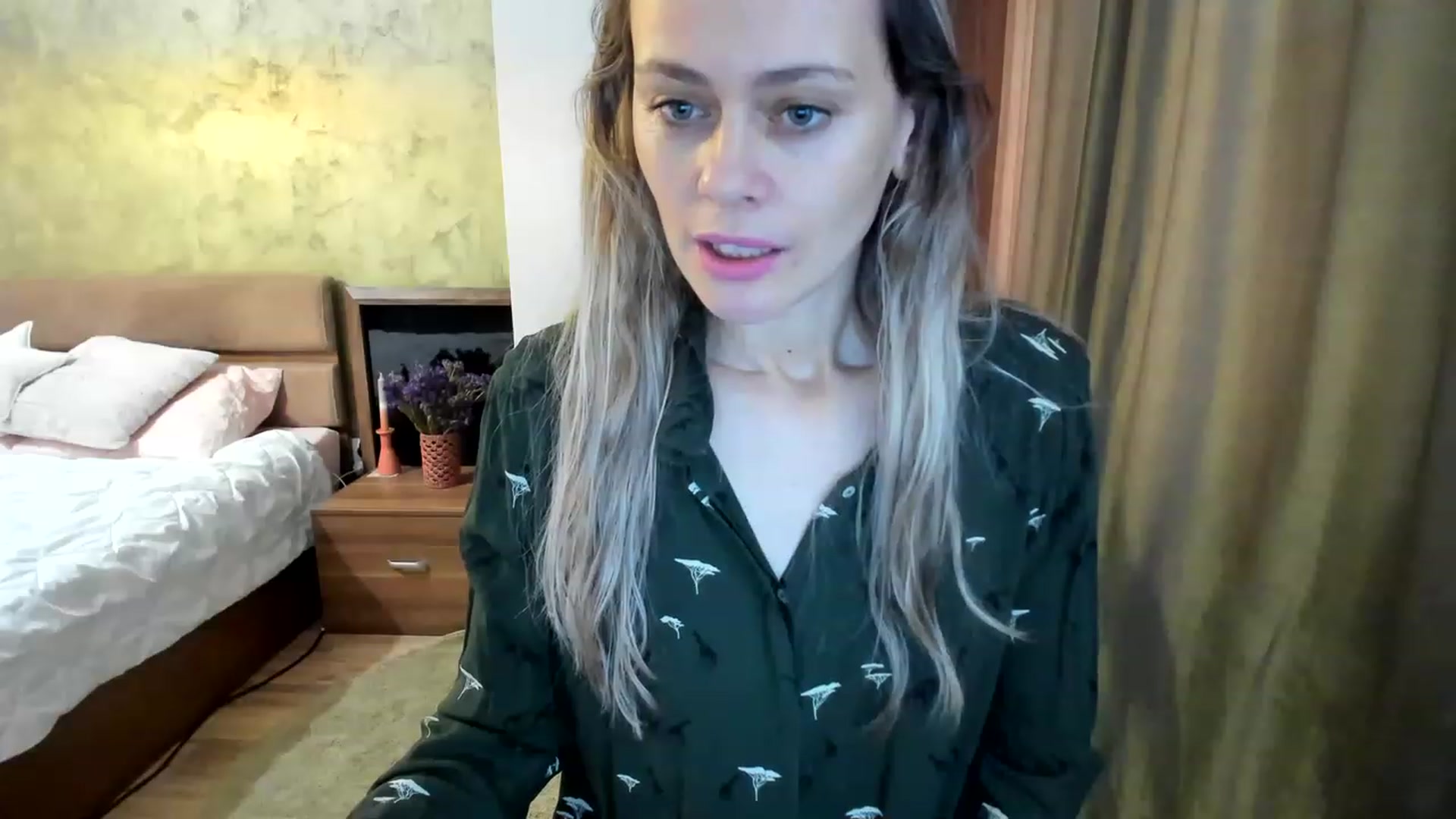 Gallery image thumbnail from DebraPaige's myfreecams stream on, 02/22/2023, 11:28 image 7 of 20
