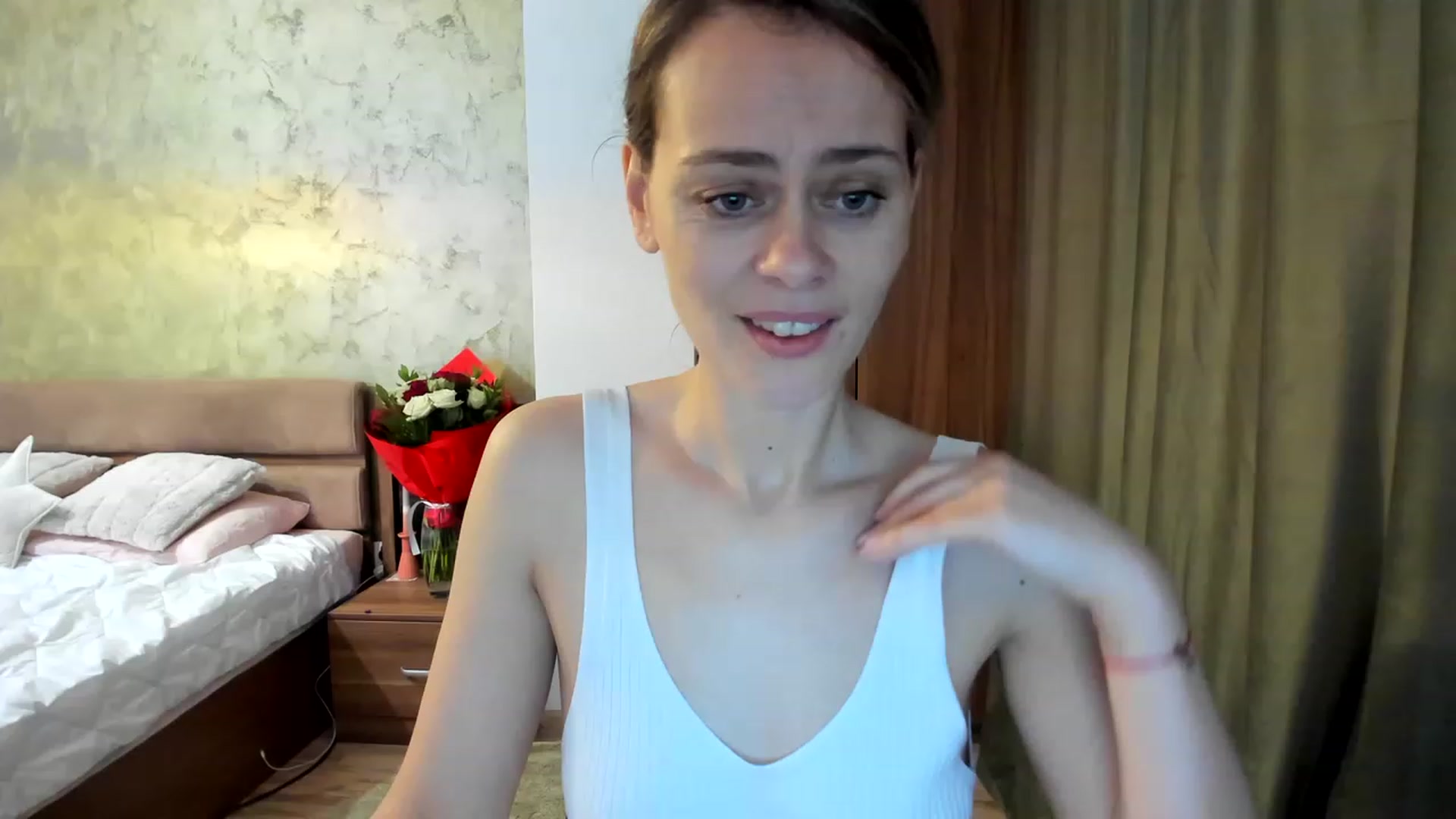 Gallery image thumbnail from DebraPaige's myfreecams stream on, 02/23/2023, 08:39 image 4 of 20