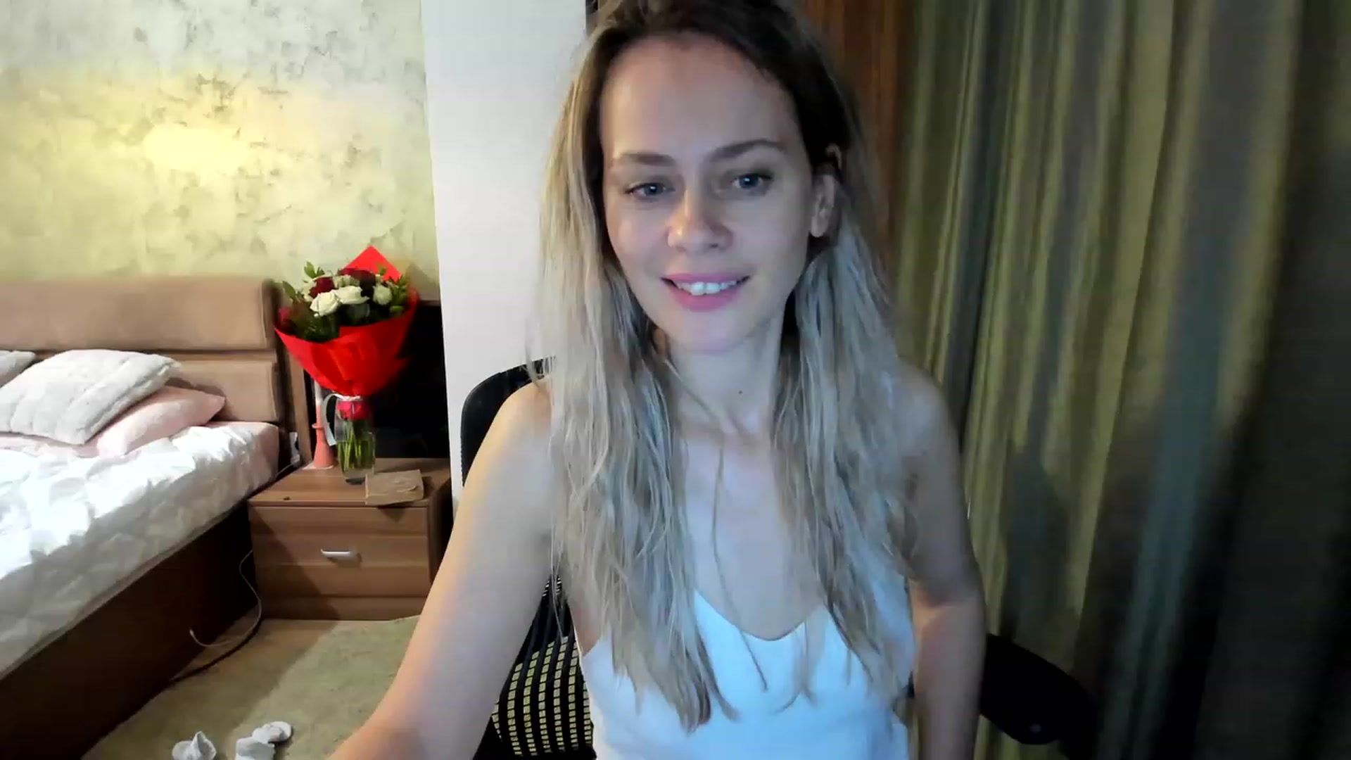 Gallery image thumbnail from DebraPaige's myfreecams stream on, 02/23/2023, 17:09 image 11 of 20