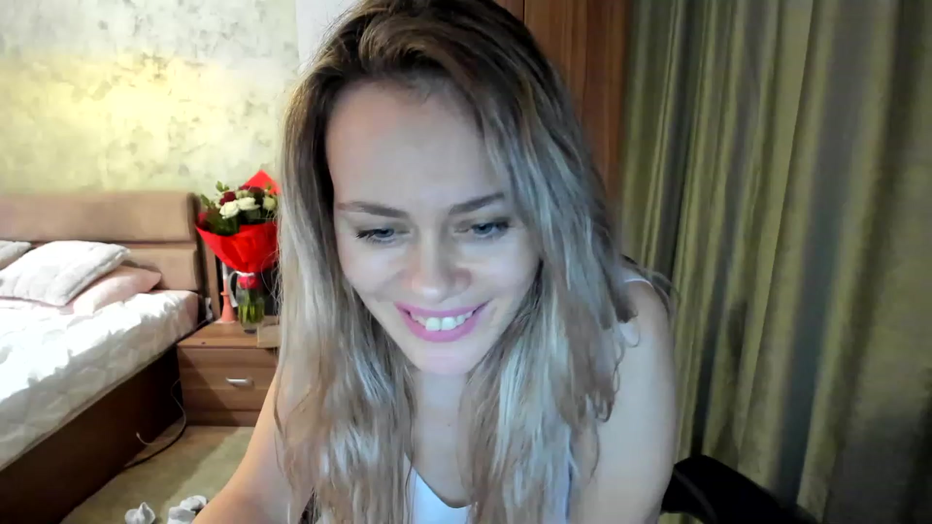 Gallery image thumbnail from DebraPaige's myfreecams stream on, 02/23/2023, 17:09 image 12 of 20