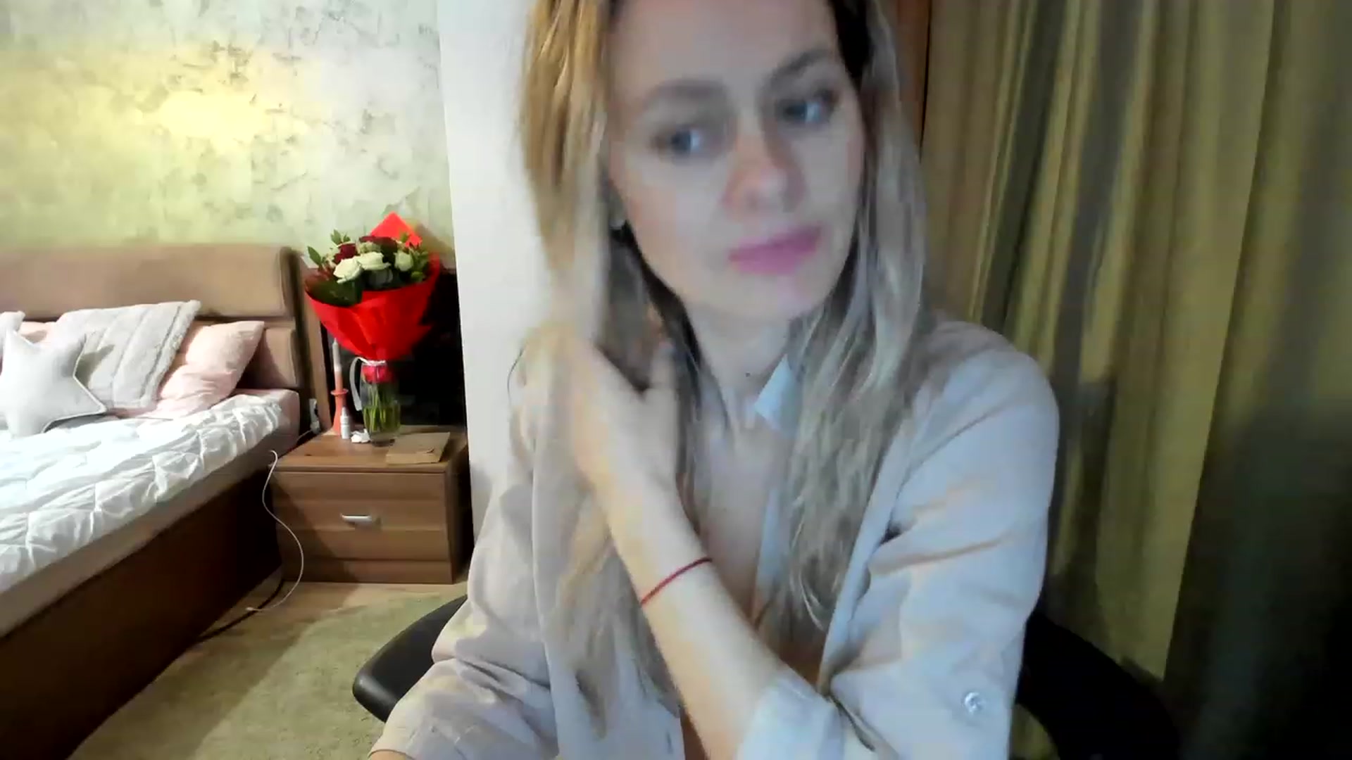 Gallery image thumbnail from DebraPaige's myfreecams stream on, 02/24/2023, 09:29 image 3 of 20