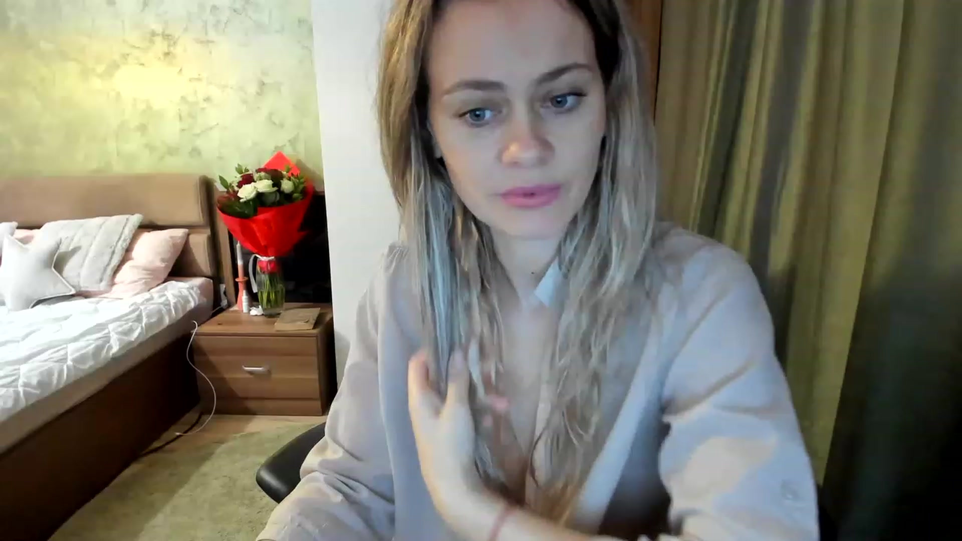 Gallery image thumbnail from DebraPaige's myfreecams stream on, 02/24/2023, 09:29 image 5 of 20