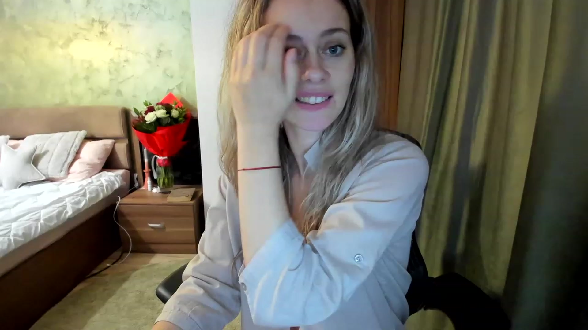Gallery image thumbnail from DebraPaige's myfreecams stream on, 02/24/2023, 09:29 image 8 of 20