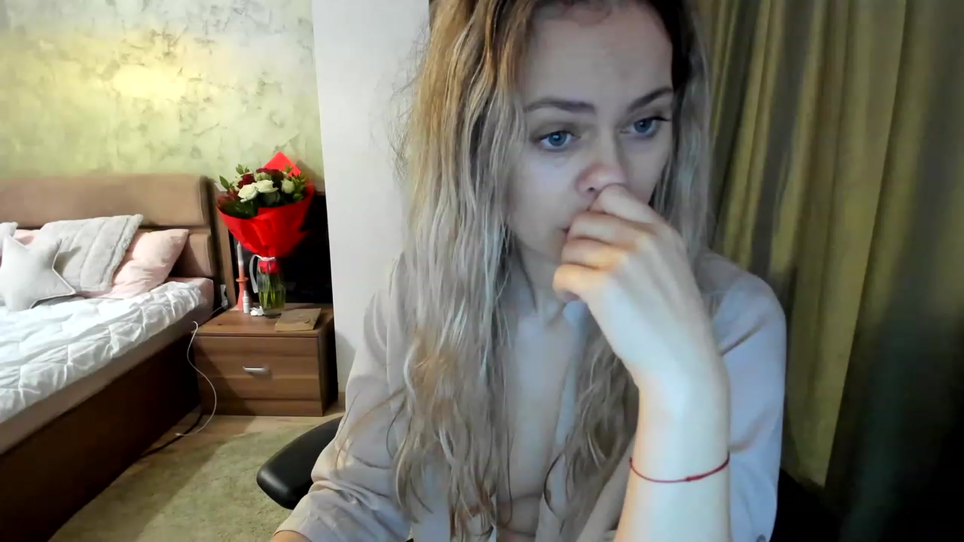 Gallery image thumbnail from DebraPaige's myfreecams stream on, 02/24/2023, 09:29 image 6 of 20