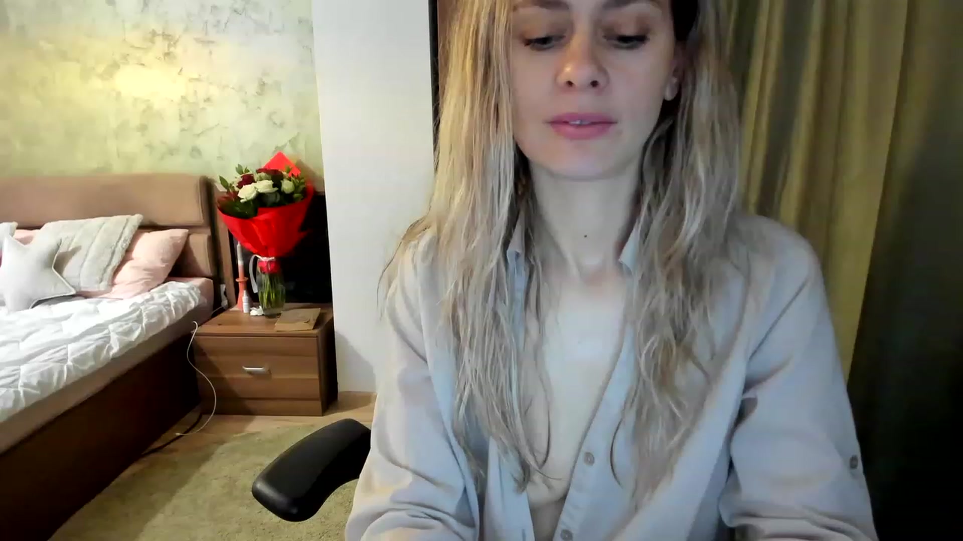 Gallery image thumbnail from DebraPaige's myfreecams stream on, 02/24/2023, 09:29 image 2 of 20