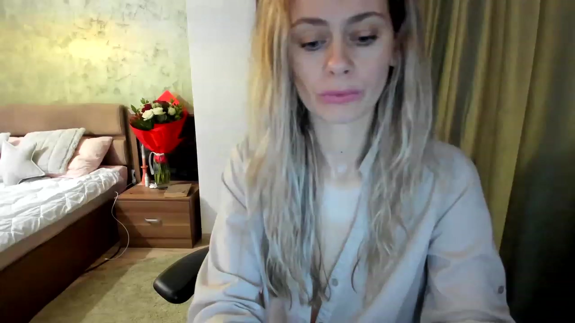 Gallery image thumbnail from DebraPaige's myfreecams stream on, 02/24/2023, 09:29 image 7 of 20