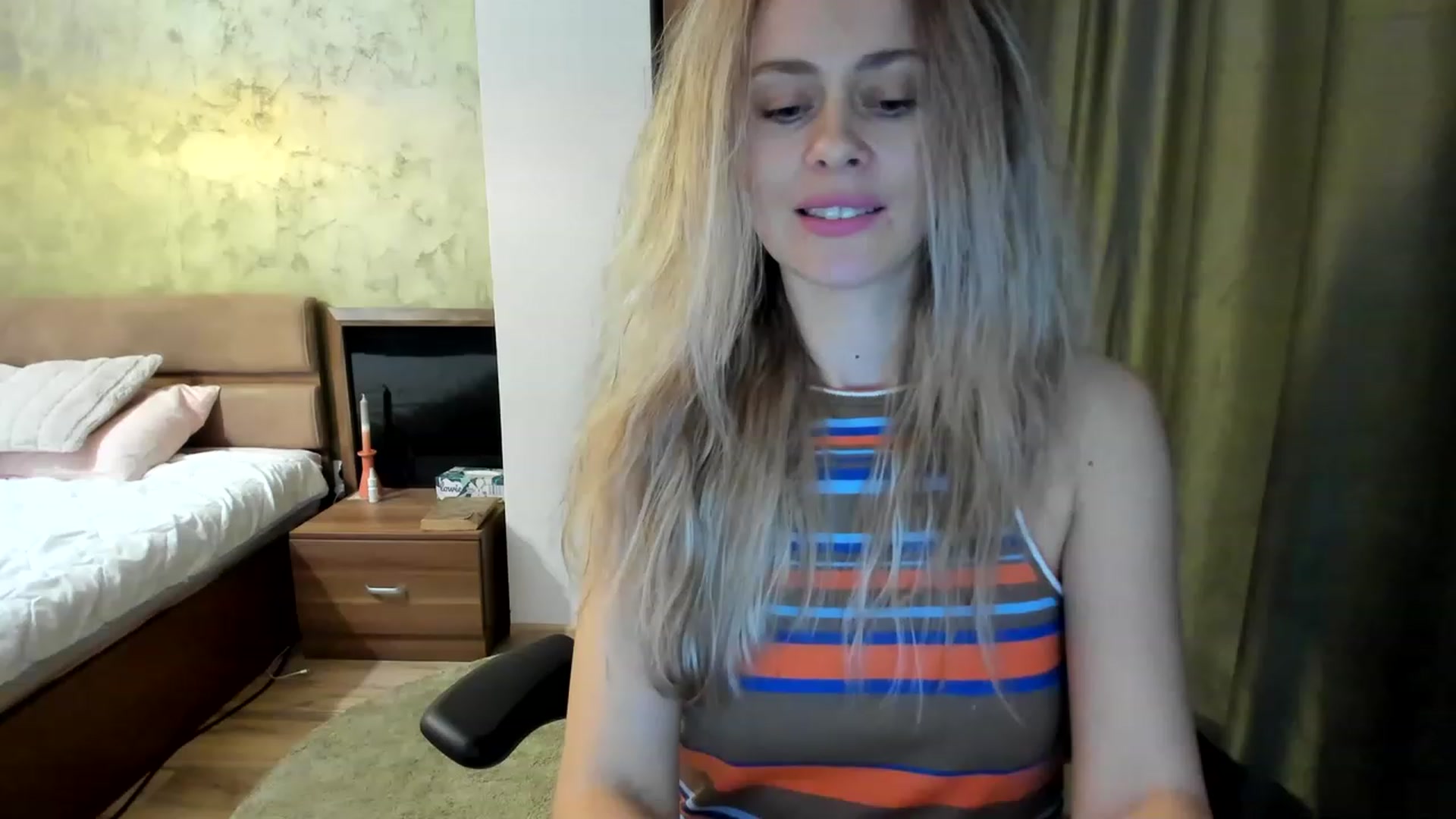 Gallery image thumbnail from DebraPaige's myfreecams stream on, 02/27/2023, 12:03 image 13 of 20
