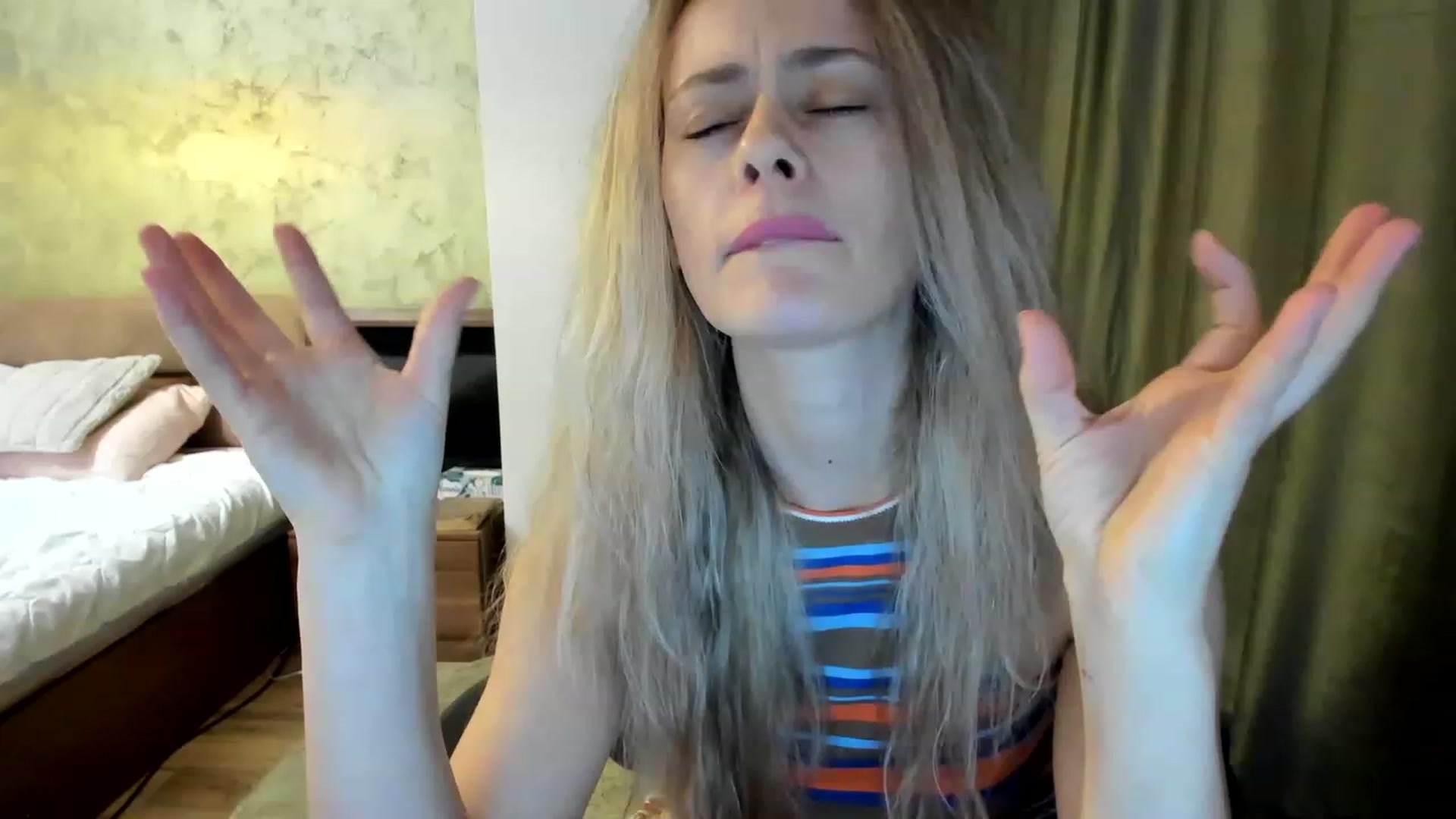 Gallery image thumbnail from DebraPaige's myfreecams stream on, 02/27/2023, 12:03 image 16 of 20