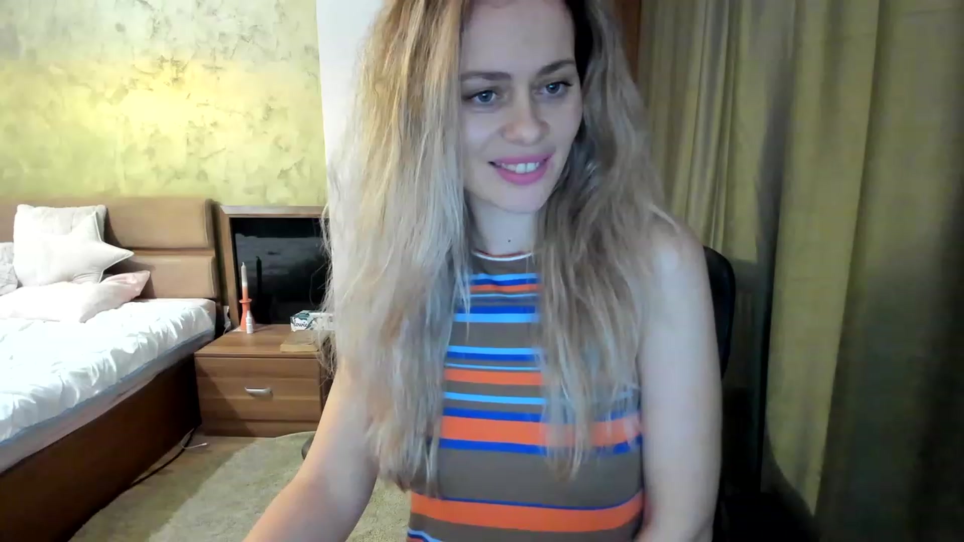 Gallery image thumbnail from DebraPaige's myfreecams stream on, 02/27/2023, 14:04 image 16 of 20