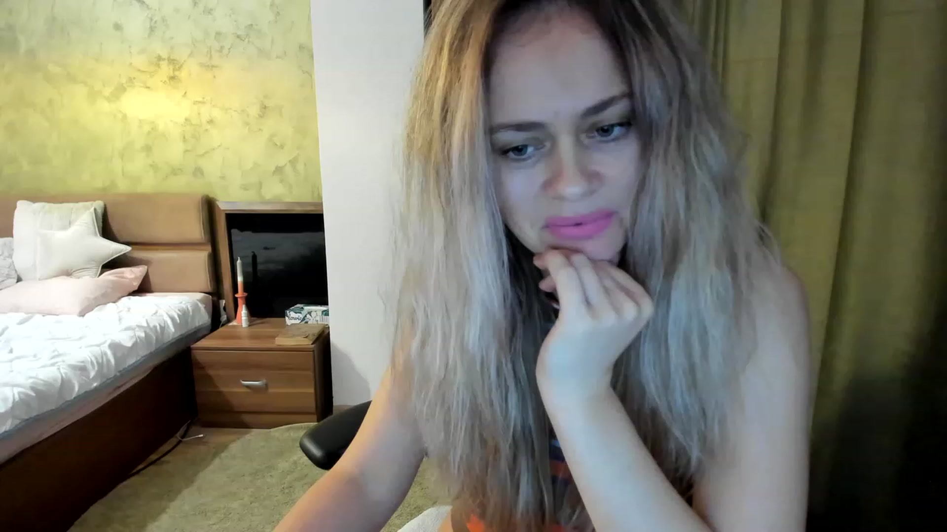 Gallery image thumbnail from DebraPaige's myfreecams stream on, 02/27/2023, 14:04 image 11 of 20