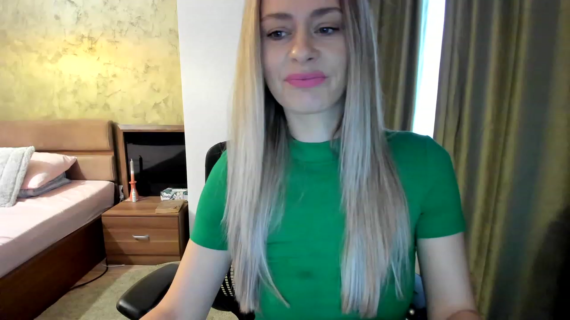 Gallery image thumbnail from DebraPaige's myfreecams stream on, 02/28/2023, 07:32 image 19 of 20