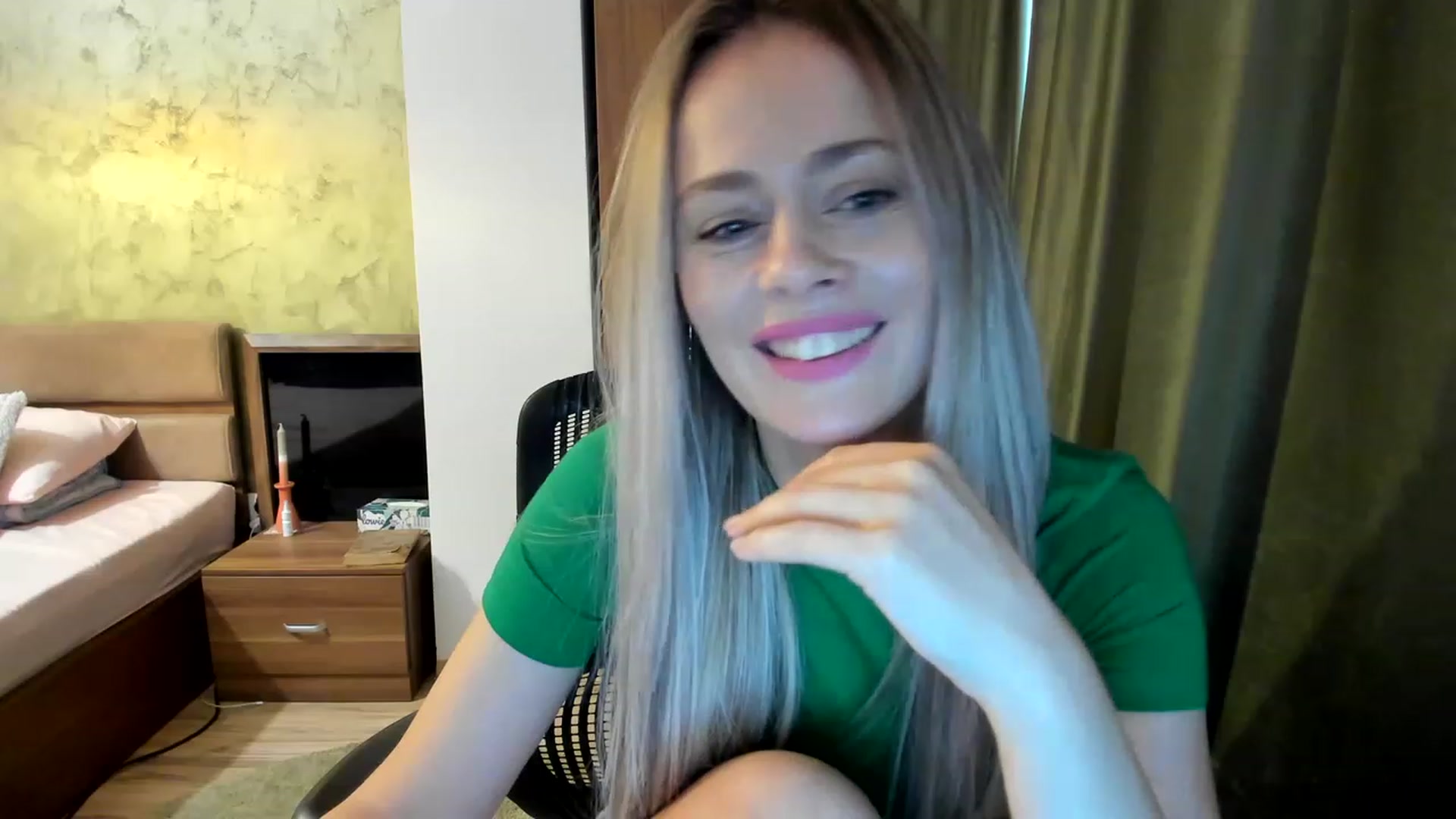 Gallery image thumbnail from DebraPaige's myfreecams stream on, 02/28/2023, 08:42 image 9 of 20