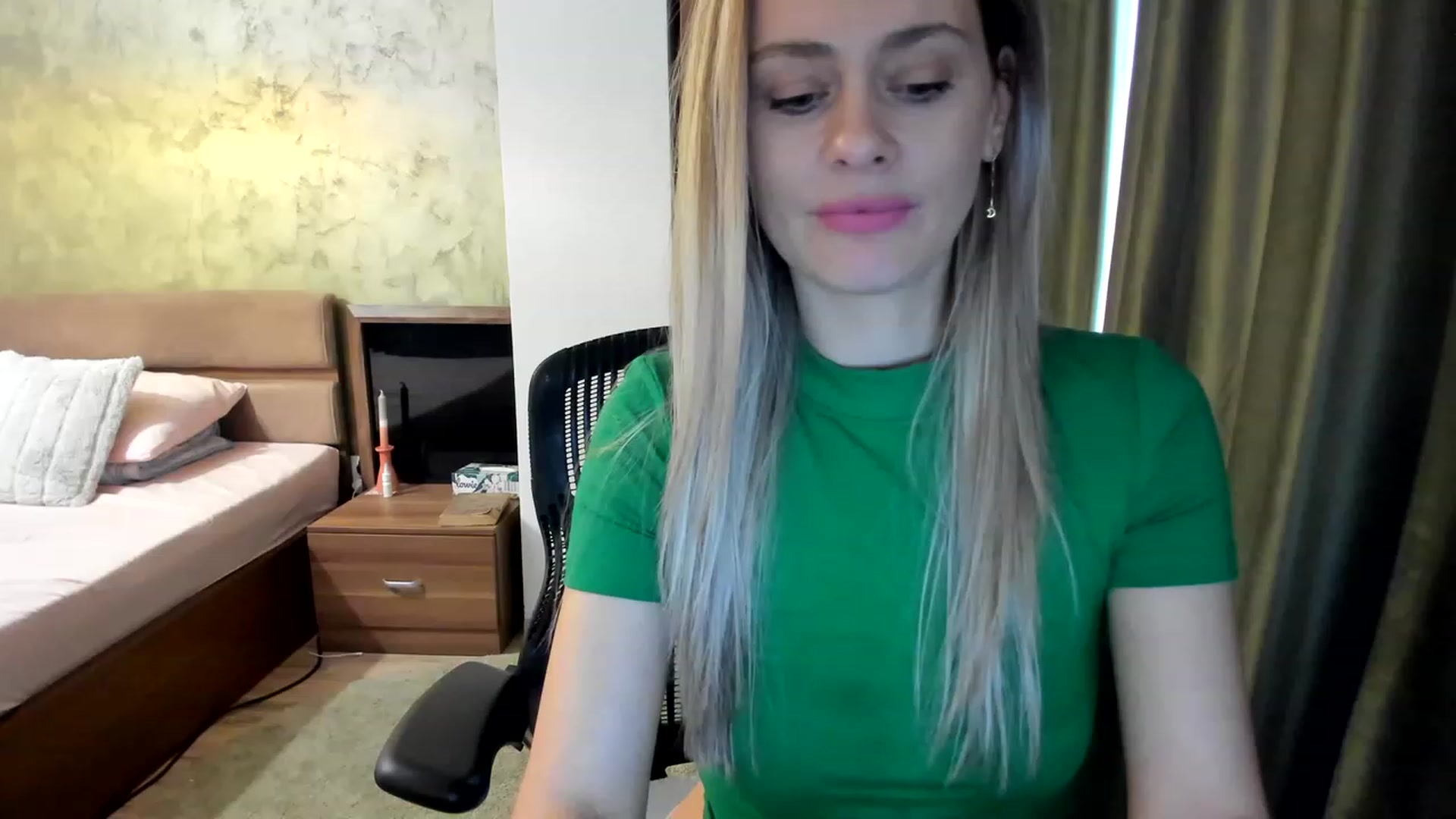 Gallery image thumbnail from DebraPaige's myfreecams stream on, 02/28/2023, 14:15 image 1 of 20