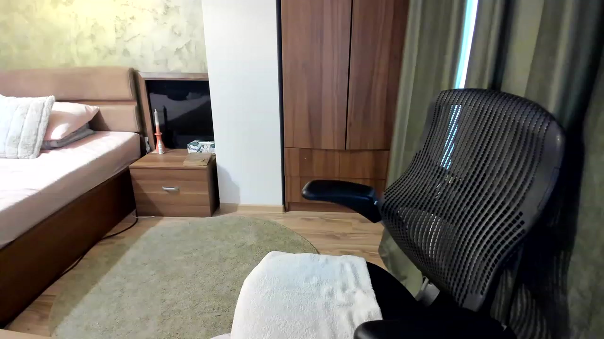Gallery image thumbnail from DebraPaige's myfreecams stream on, 02/28/2023, 14:53 image 14 of 20