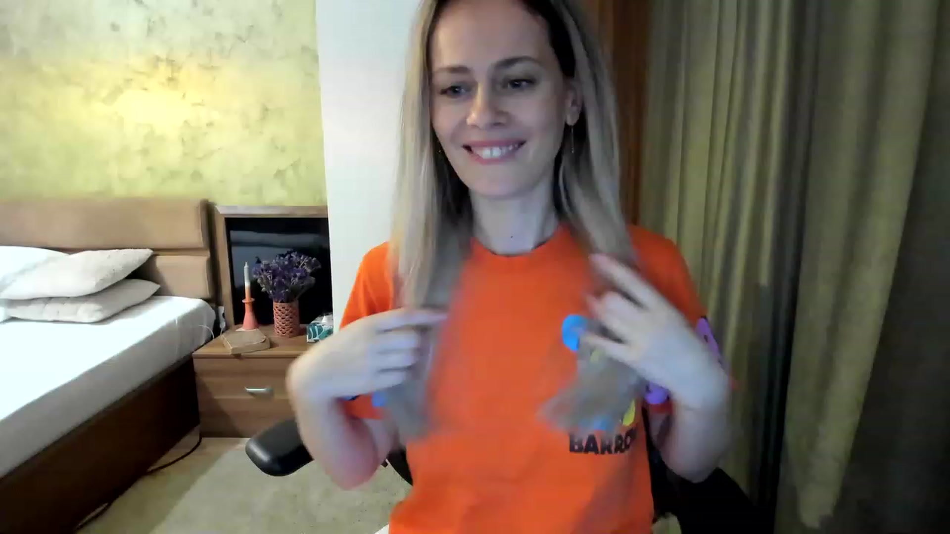 Gallery image thumbnail from DebraPaige's myfreecams stream on, 03/01/2023, 12:55 image 18 of 20