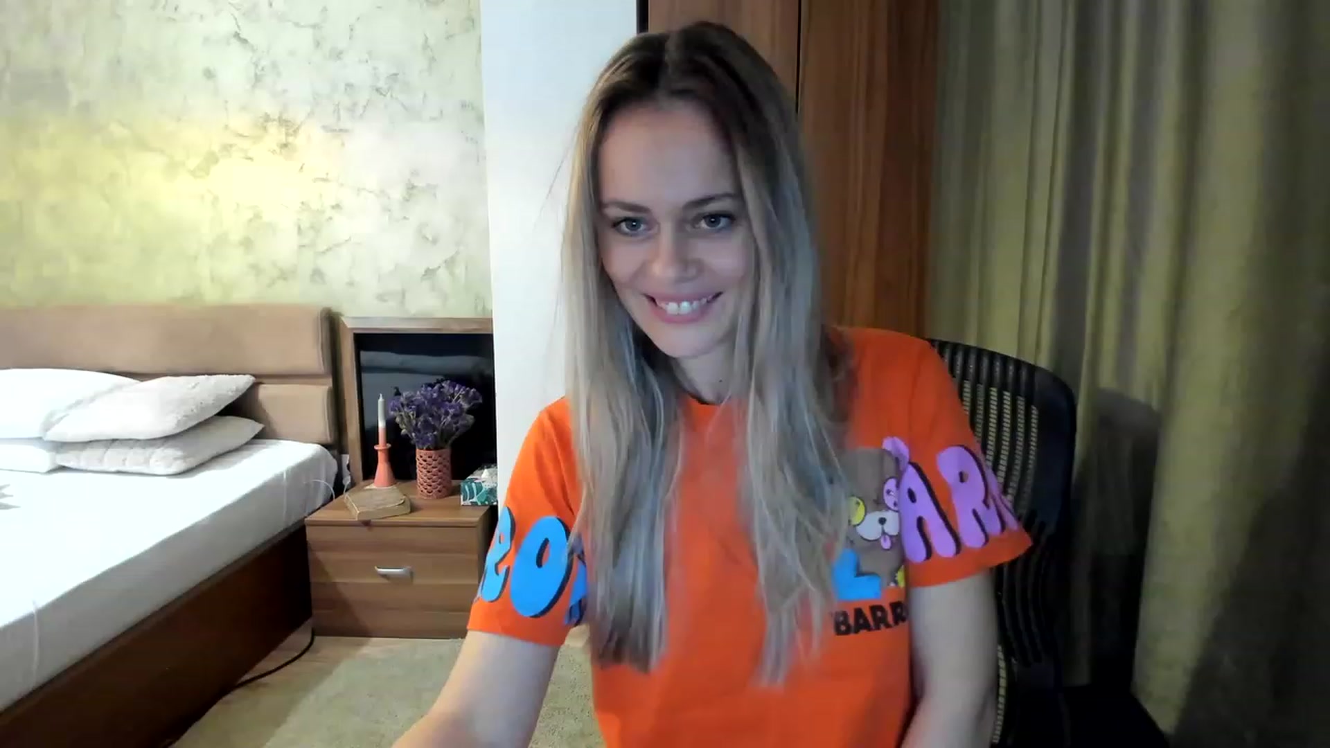 Gallery image thumbnail from DebraPaige's myfreecams stream on, 03/01/2023, 12:55 image 6 of 20
