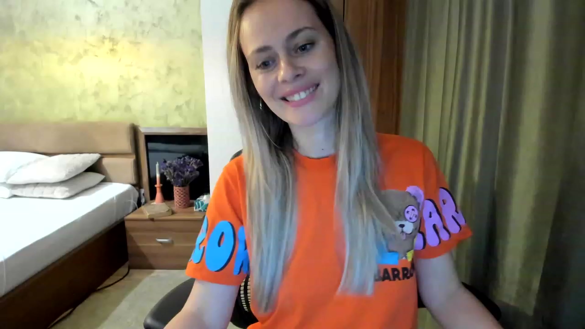 Gallery image thumbnail from DebraPaige's myfreecams stream on, 03/01/2023, 13:17 image 1 of 20