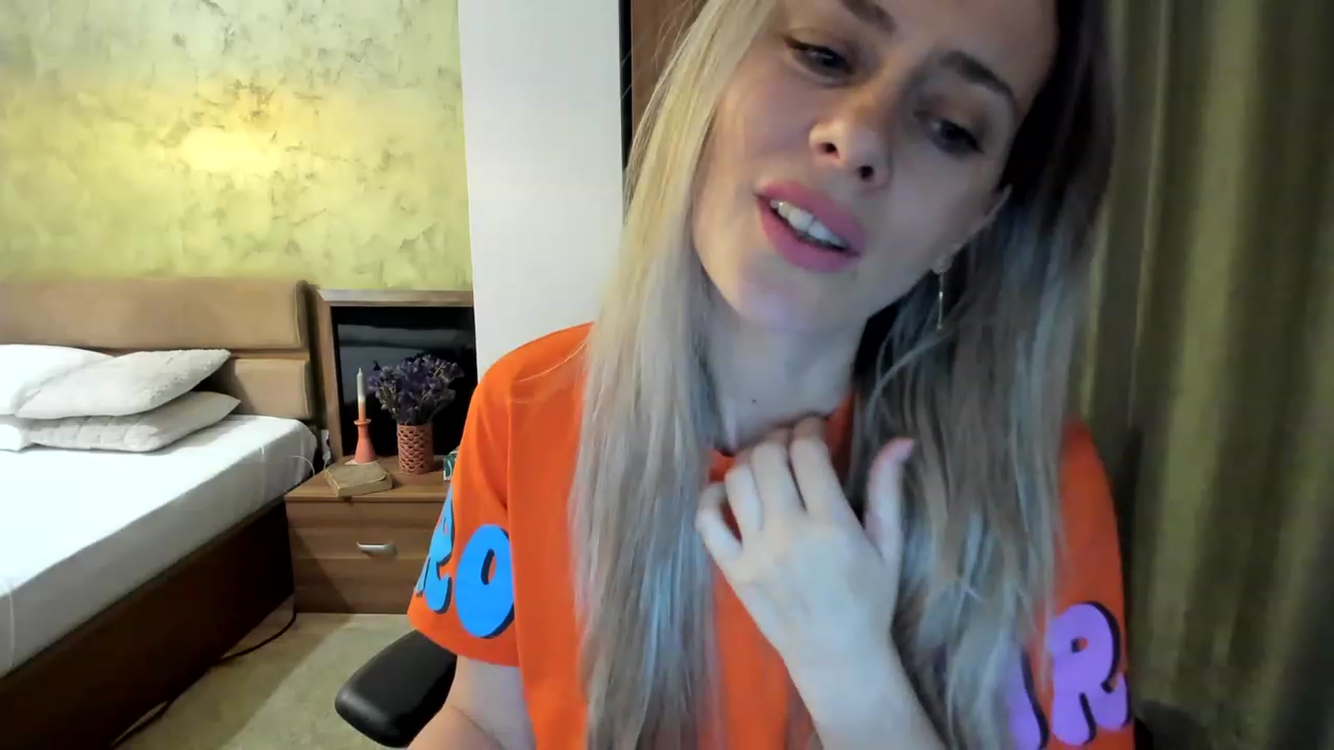 Gallery image thumbnail from DebraPaige's myfreecams stream on, 03/01/2023, 13:17 image 5 of 20