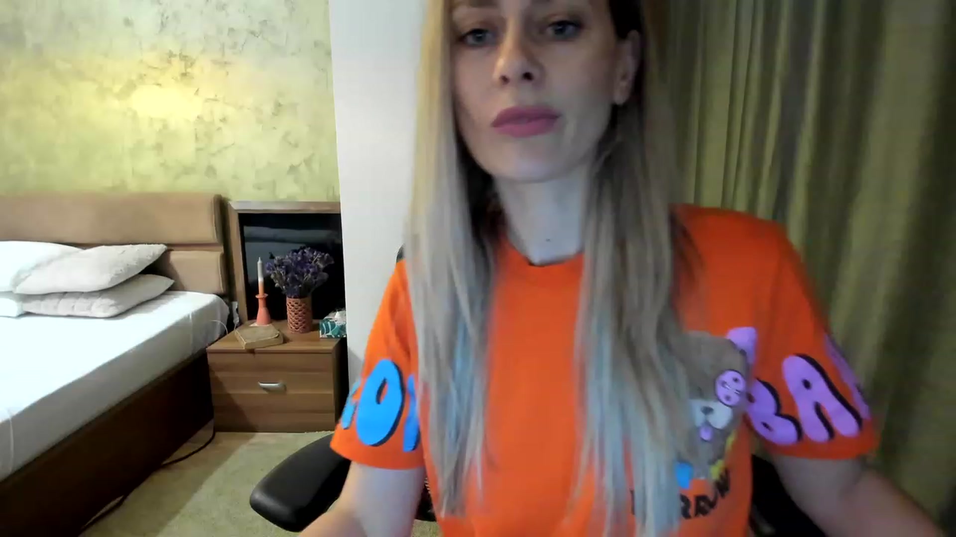 Gallery image thumbnail from DebraPaige's myfreecams stream on, 03/01/2023, 13:51 image 9 of 20