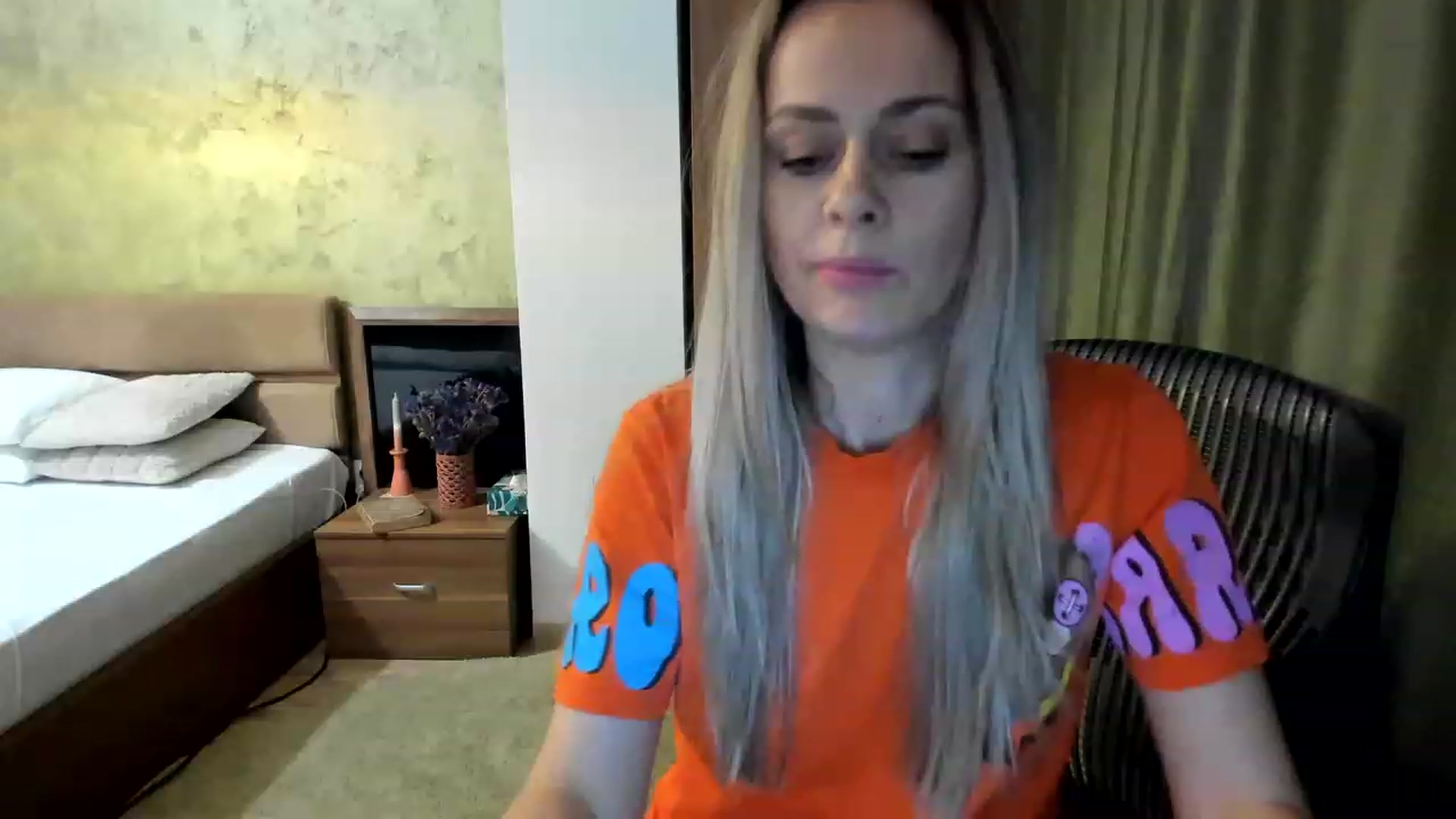 Gallery image thumbnail from DebraPaige's myfreecams stream on, 03/01/2023, 13:51 image 2 of 20
