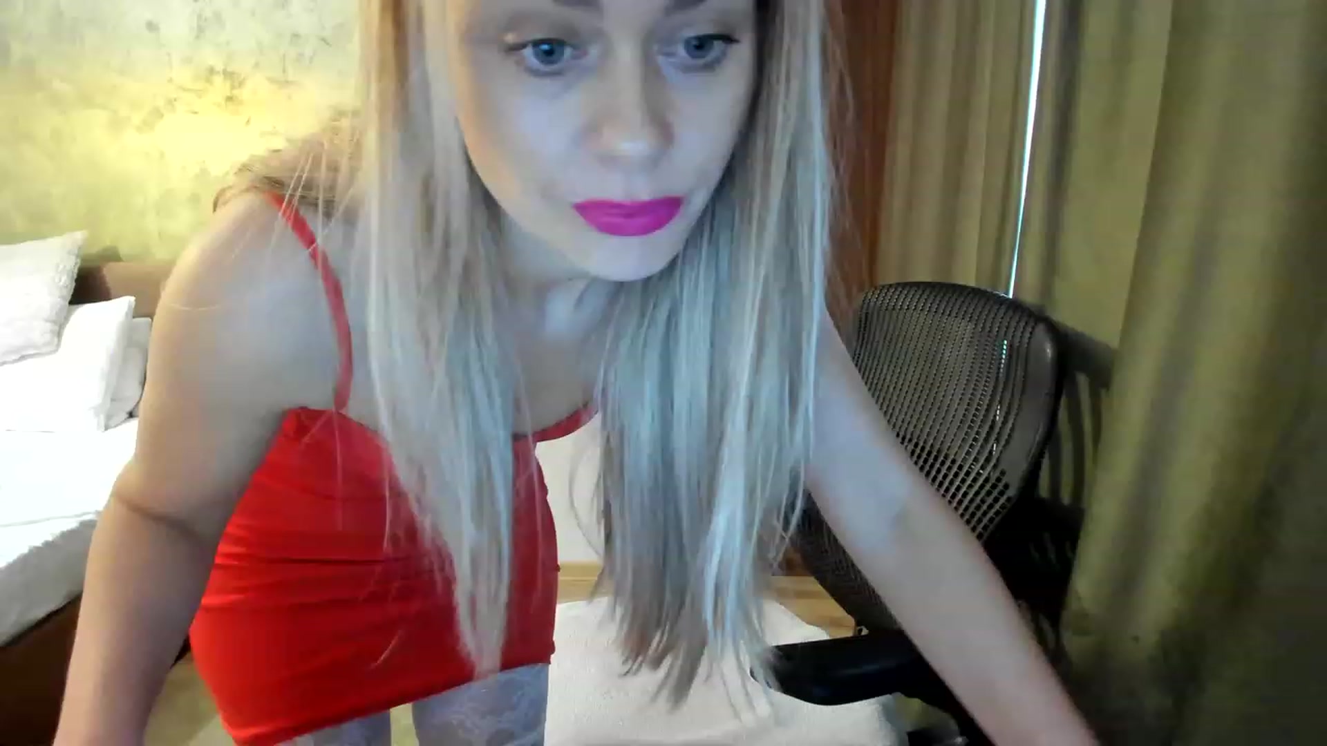 Gallery image thumbnail from DebraPaige's myfreecams stream on, 03/03/2023, 12:01 image 2 of 20