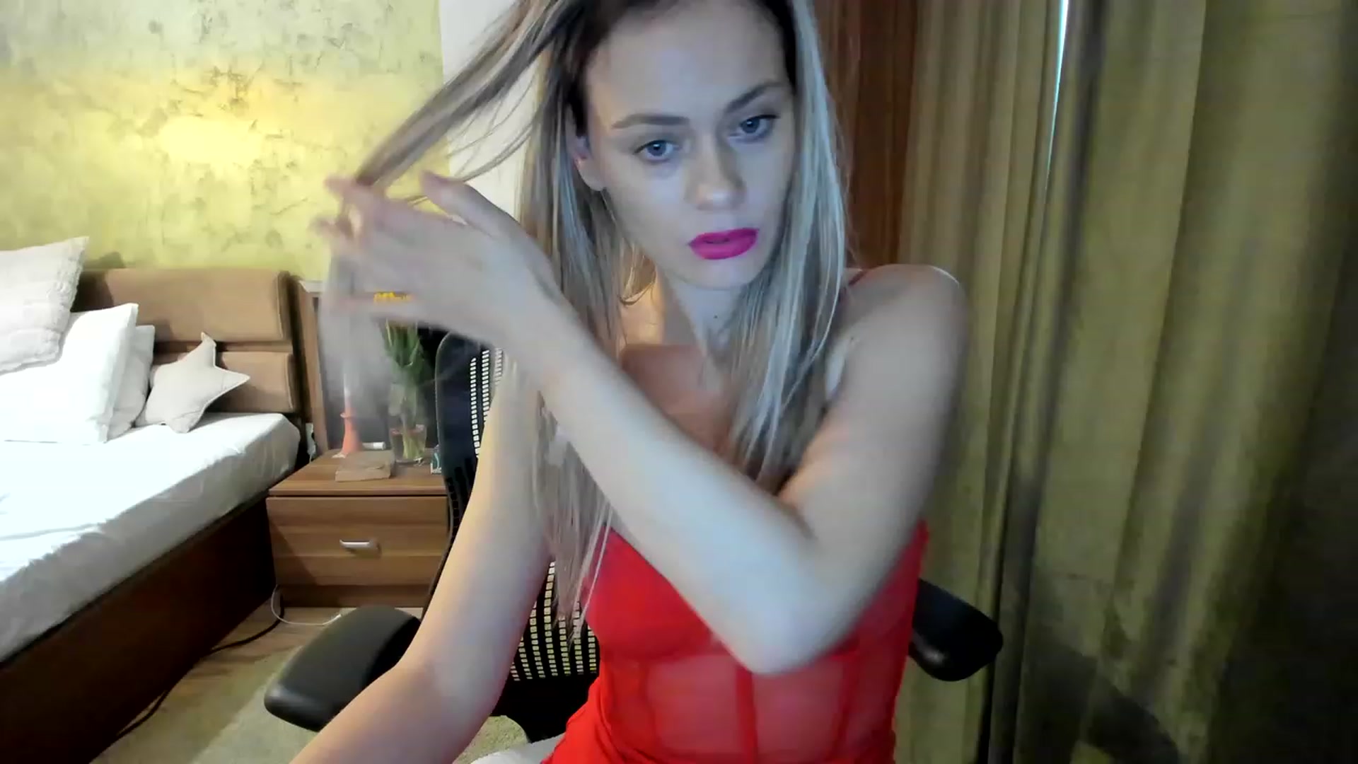Gallery image thumbnail from DebraPaige's myfreecams stream on, 03/03/2023, 12:01 image 6 of 20
