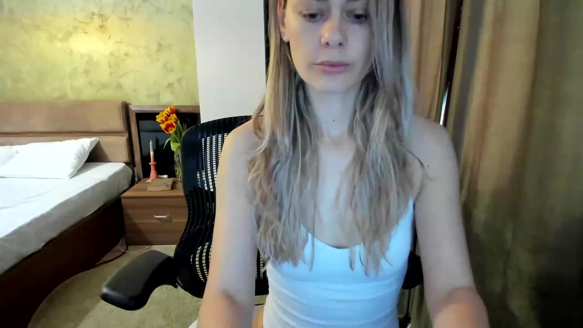 Gallery image thumbnail from DebraPaige's myfreecams stream on, 03/05/2023, 09:47 image 15 of 20