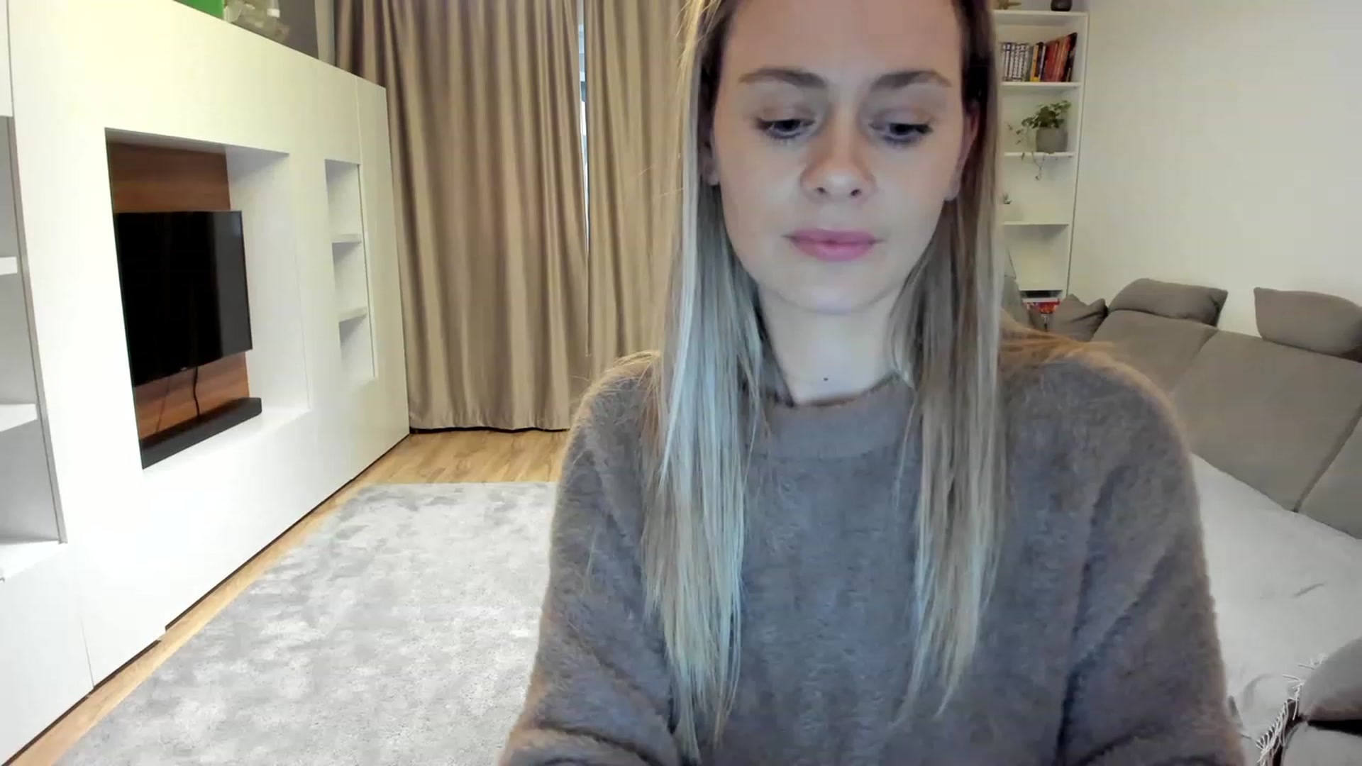 Gallery image thumbnail from DebraPaige's myfreecams stream on, 03/06/2023, 14:33 image 19 of 20