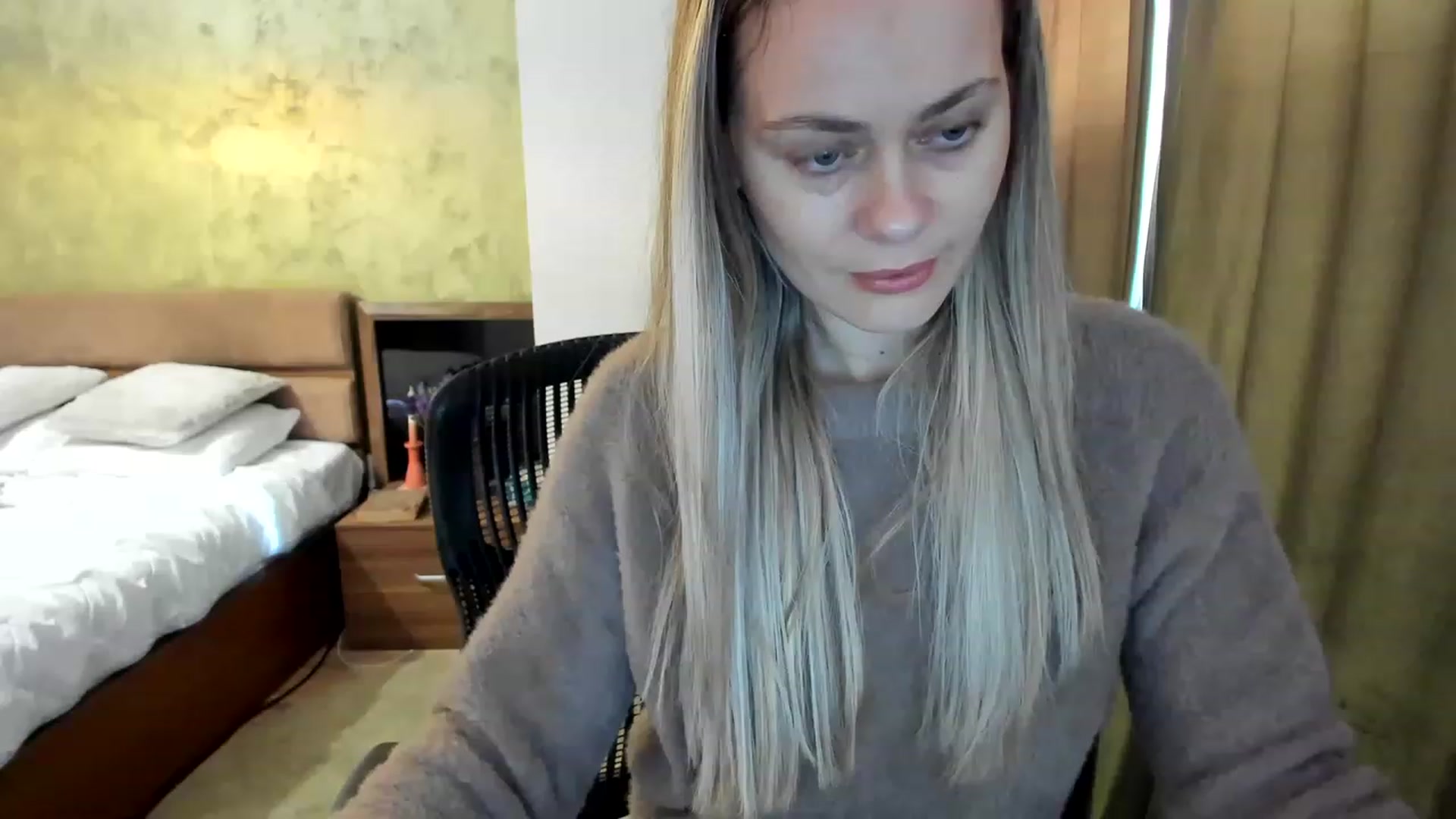 Gallery image thumbnail from DebraPaige's myfreecams stream on, 03/08/2023, 08:06 image 7 of 20
