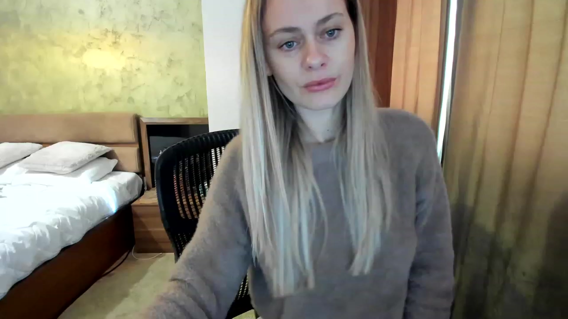 Gallery image thumbnail from DebraPaige's myfreecams stream on, 03/08/2023, 08:06 image 14 of 20