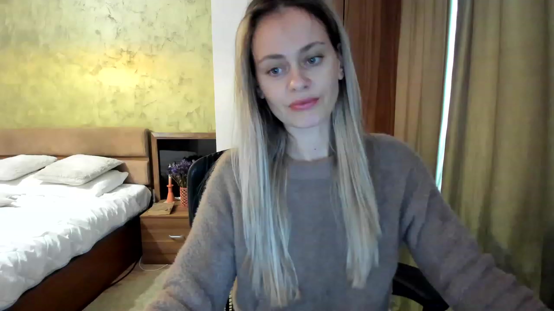 Gallery image thumbnail from DebraPaige's myfreecams stream on, 03/08/2023, 09:40 image 19 of 20