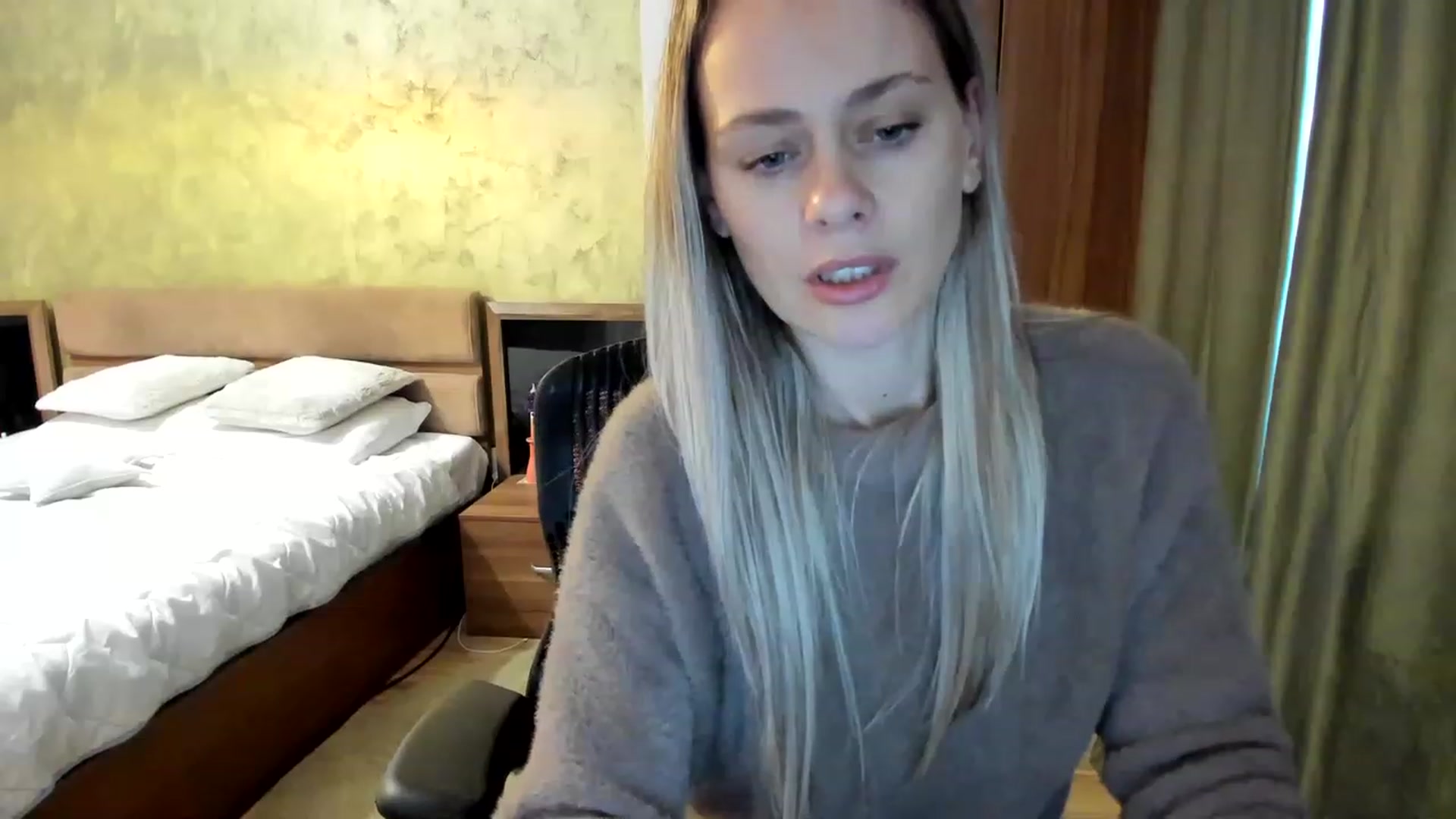 Gallery image thumbnail from DebraPaige's myfreecams stream on, 03/08/2023, 11:51 image 18 of 20