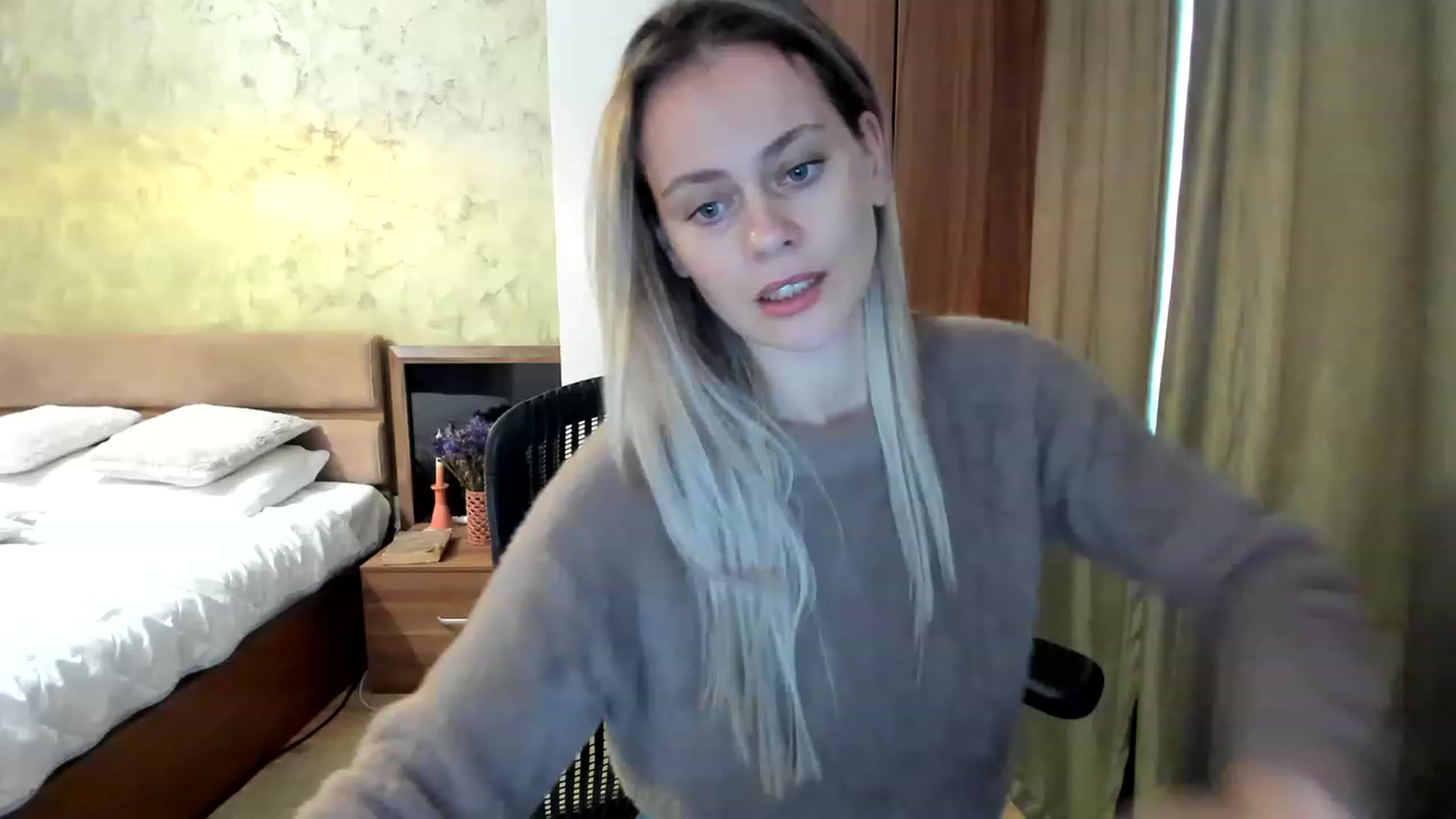 Gallery image thumbnail from DebraPaige's myfreecams stream on, 03/08/2023, 11:51 image 3 of 20