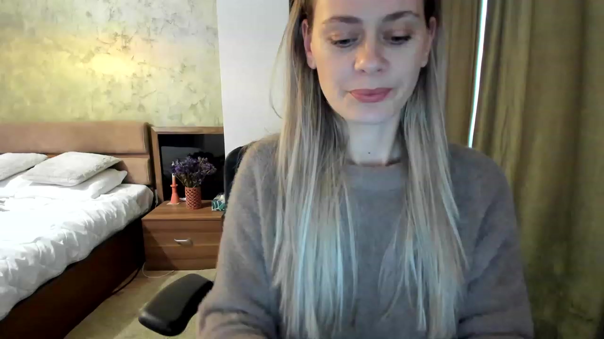 Gallery image thumbnail from DebraPaige's myfreecams stream on, 03/08/2023, 11:51 image 9 of 20