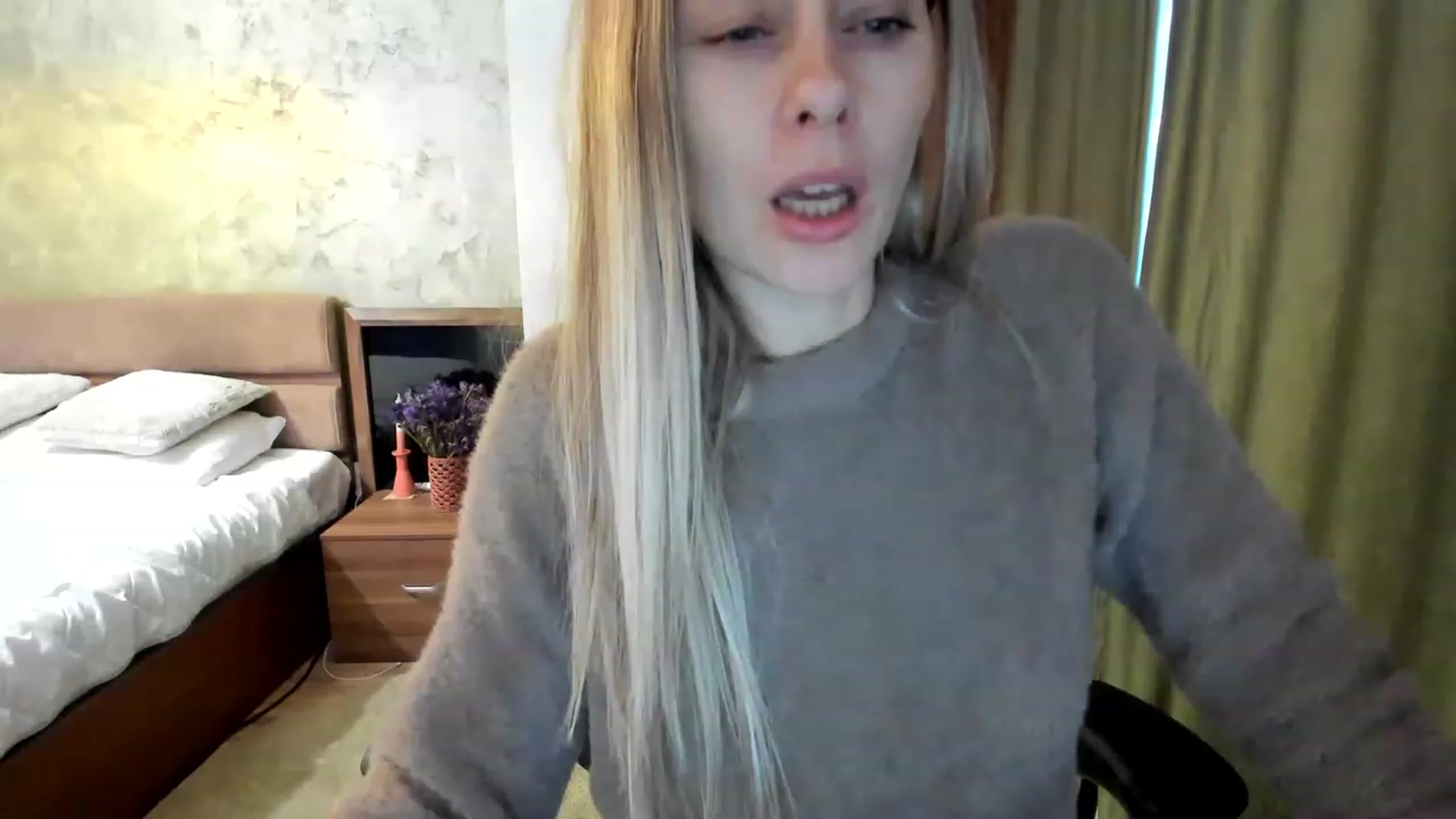 Gallery image thumbnail from DebraPaige's myfreecams stream on, 03/08/2023, 13:21 image 6 of 20
