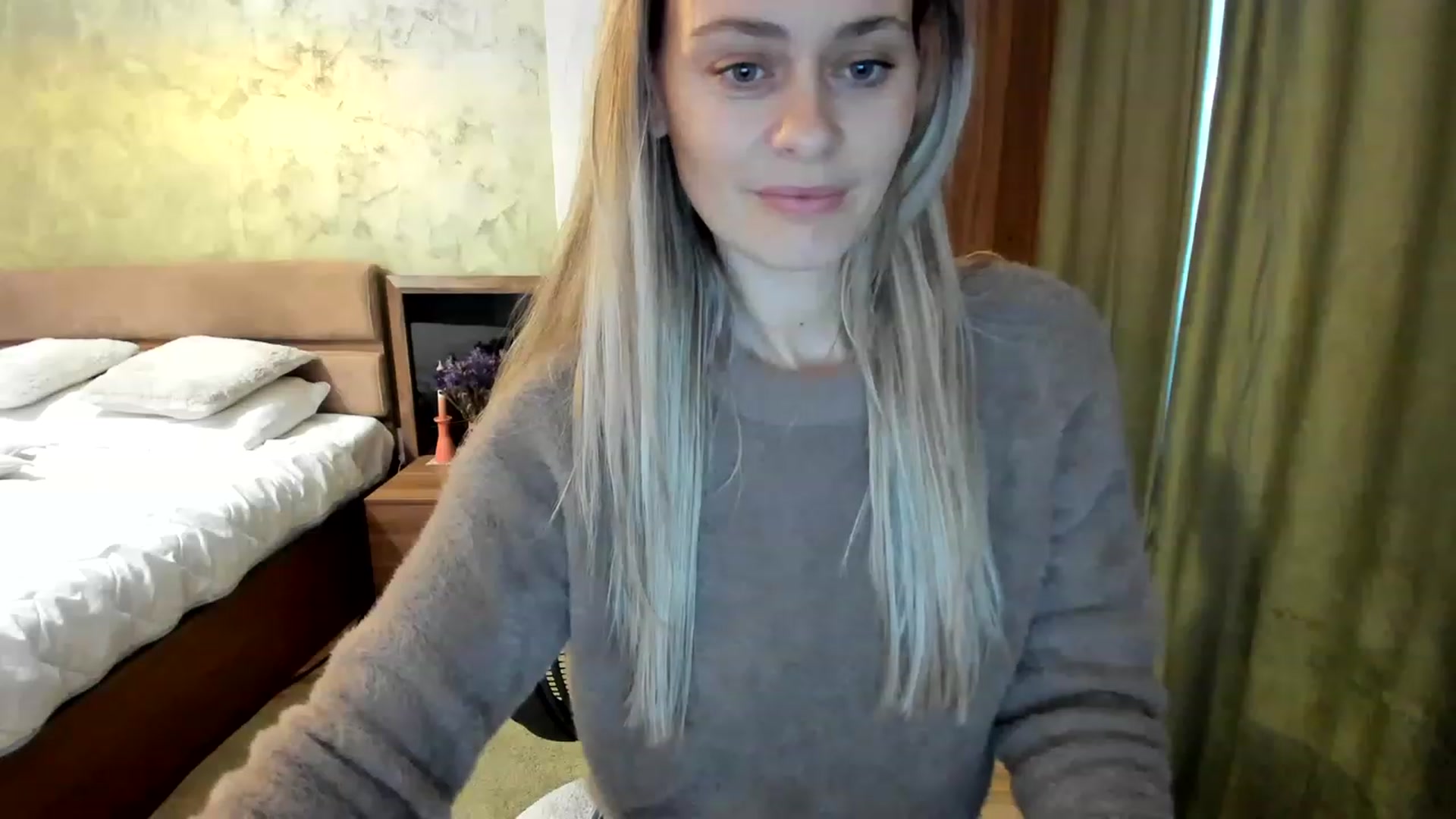 Gallery image thumbnail from DebraPaige's myfreecams stream on, 03/08/2023, 13:21 image 20 of 20