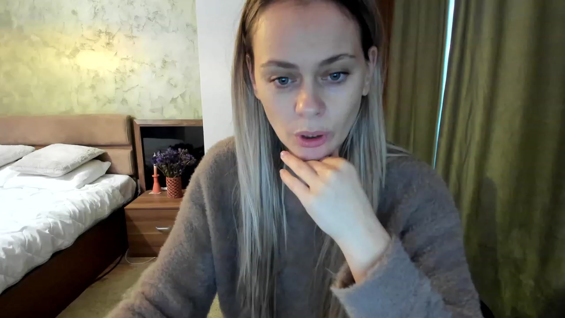 Gallery image thumbnail from DebraPaige's myfreecams stream on, 03/08/2023, 13:21 image 1 of 20