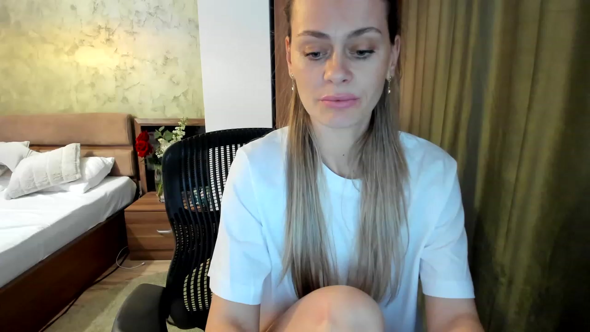 Gallery image thumbnail from DebraPaige's myfreecams stream on, 03/13/2023, 10:30 image 2 of 20