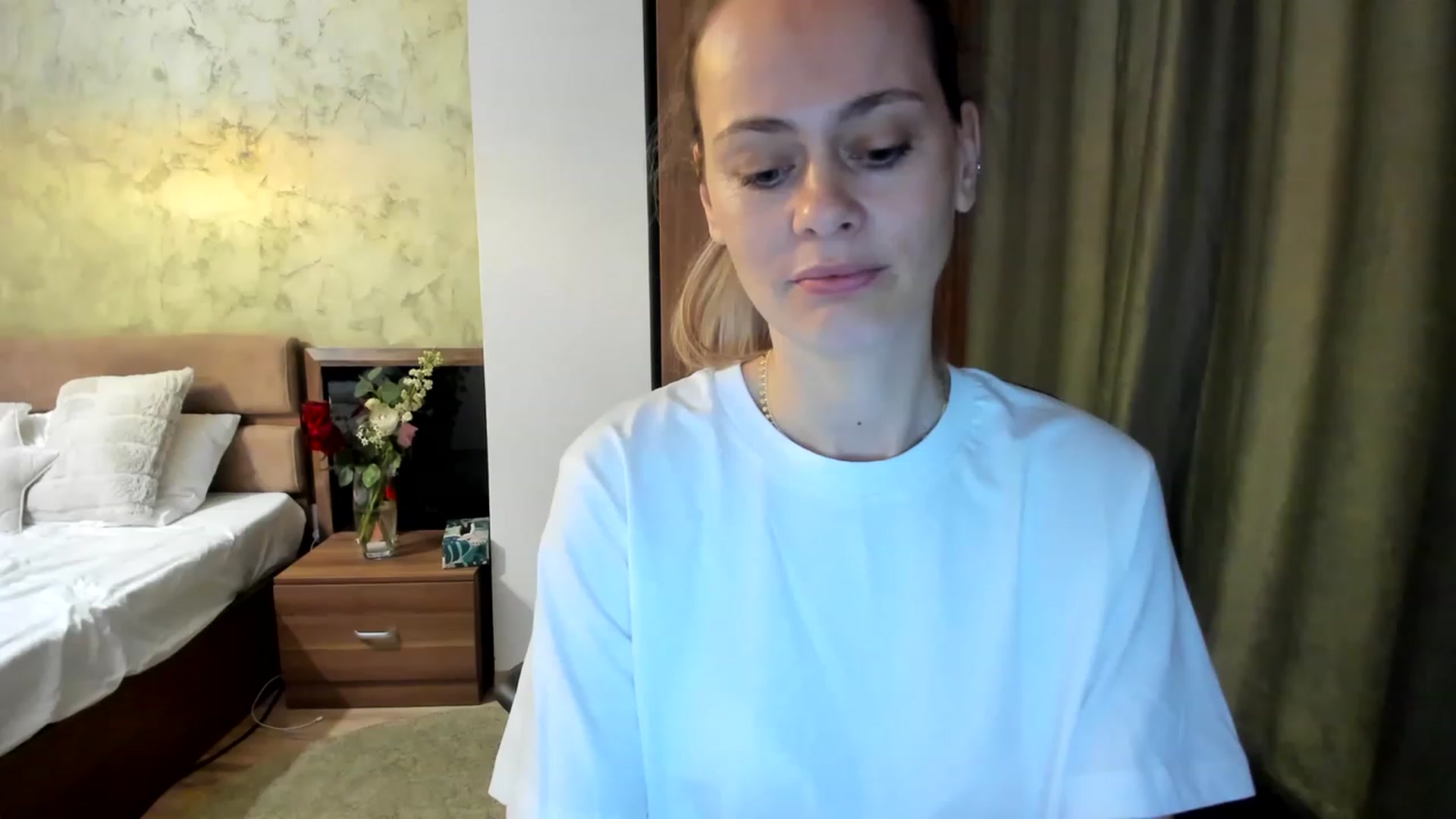 Gallery image thumbnail from DebraPaige's myfreecams stream on, 03/14/2023, 08:03 image 5 of 20