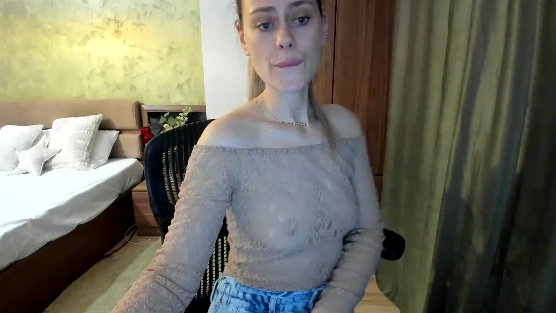 Gallery image thumbnail from DebraPaige's myfreecams stream on, 03/14/2023, 12:02 image 4 of 20