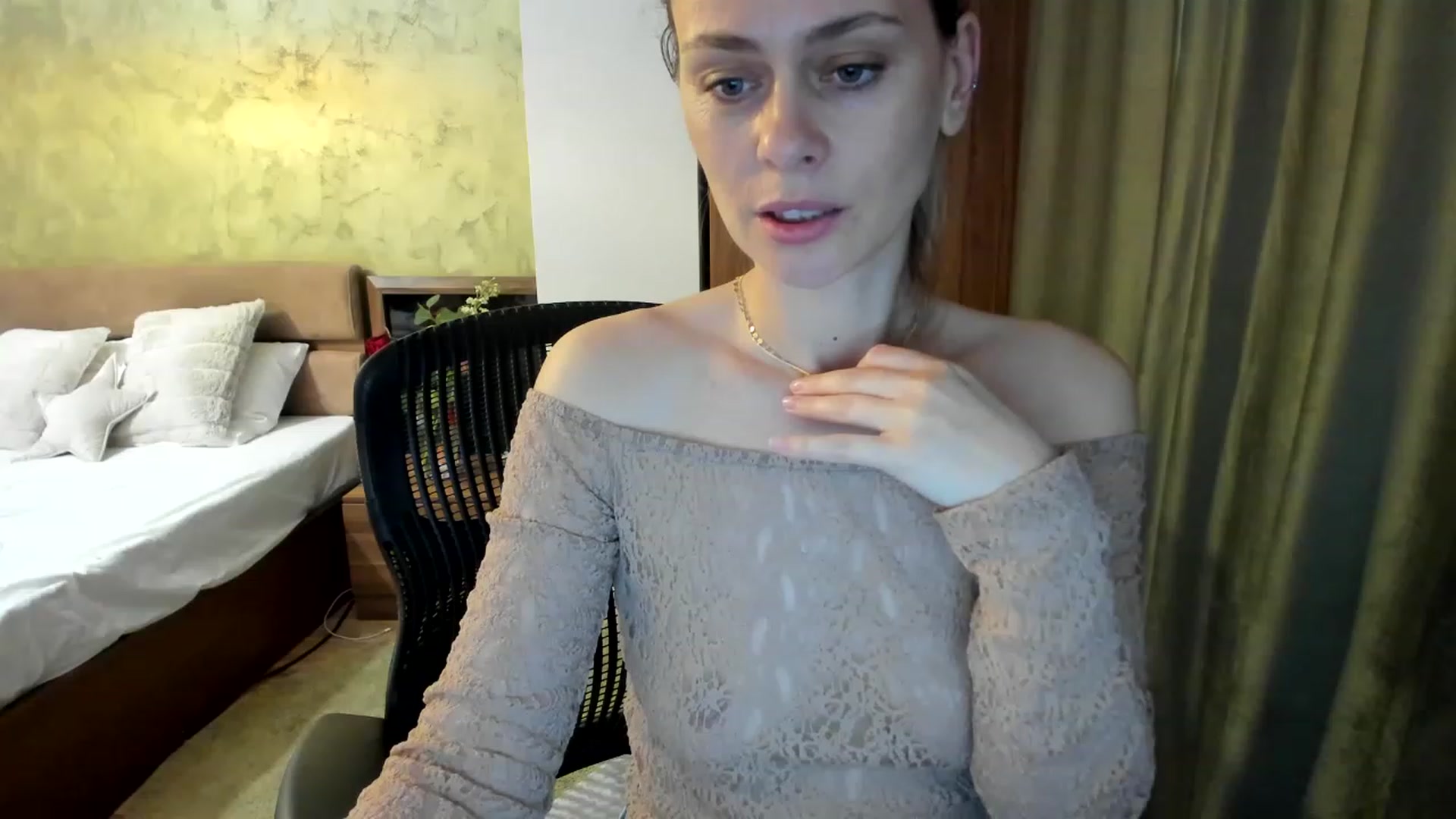 Gallery image thumbnail from DebraPaige's myfreecams stream on, 03/14/2023, 14:52 image 16 of 20