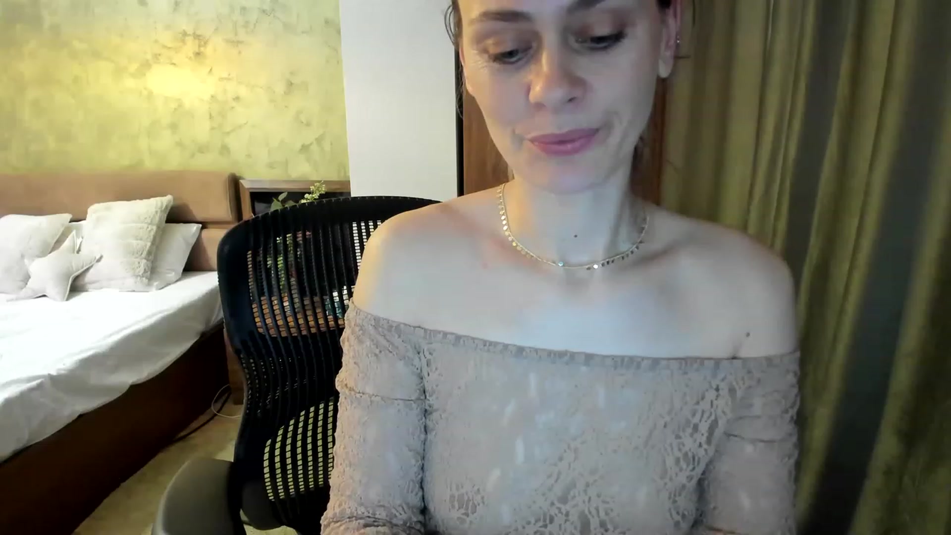 Gallery image thumbnail from DebraPaige's myfreecams stream on, 03/14/2023, 14:52 image 18 of 20
