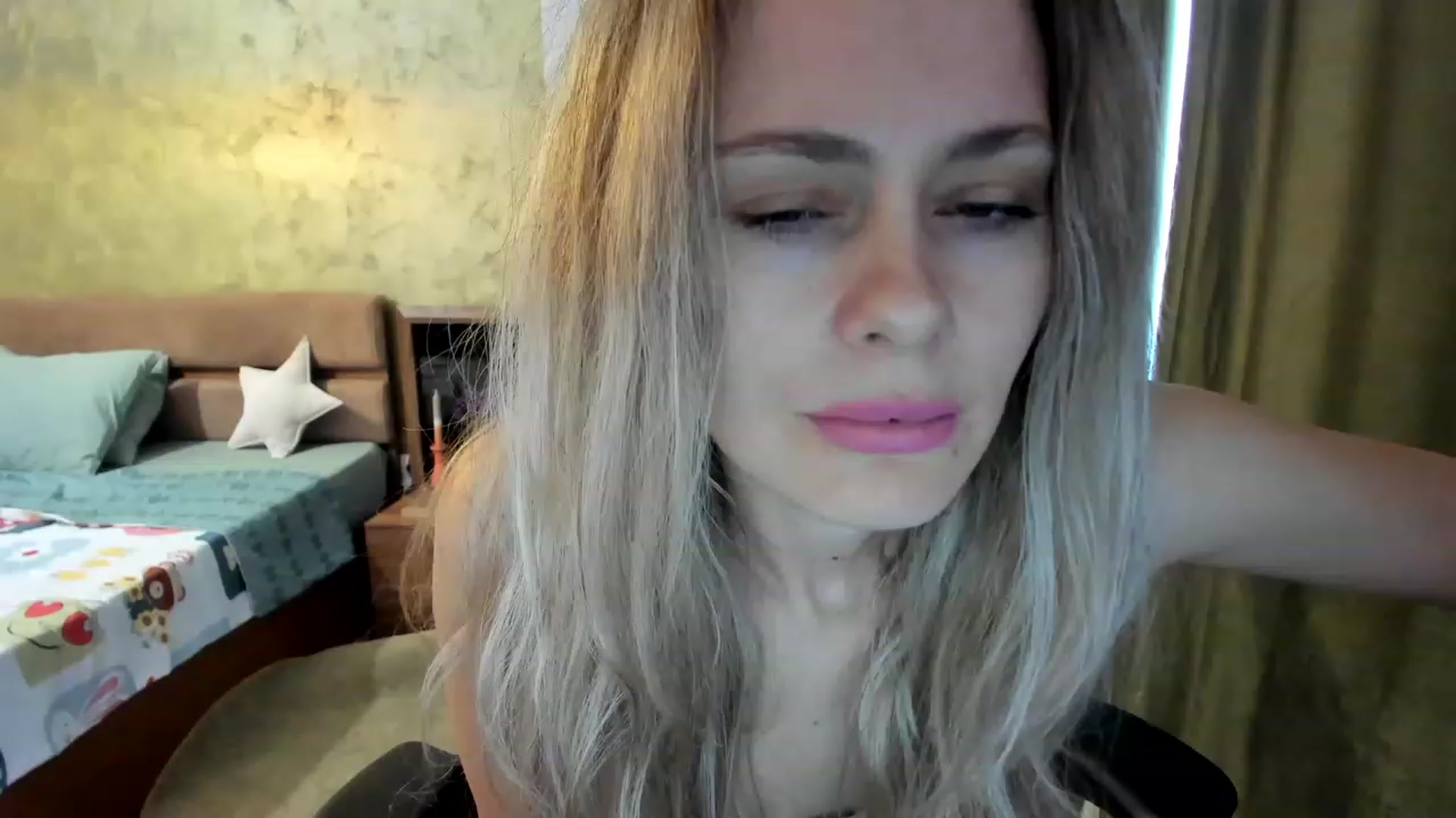 Gallery image thumbnail from DebraPaige's myfreecams stream on, 03/17/2023, 14:11 image 11 of 20