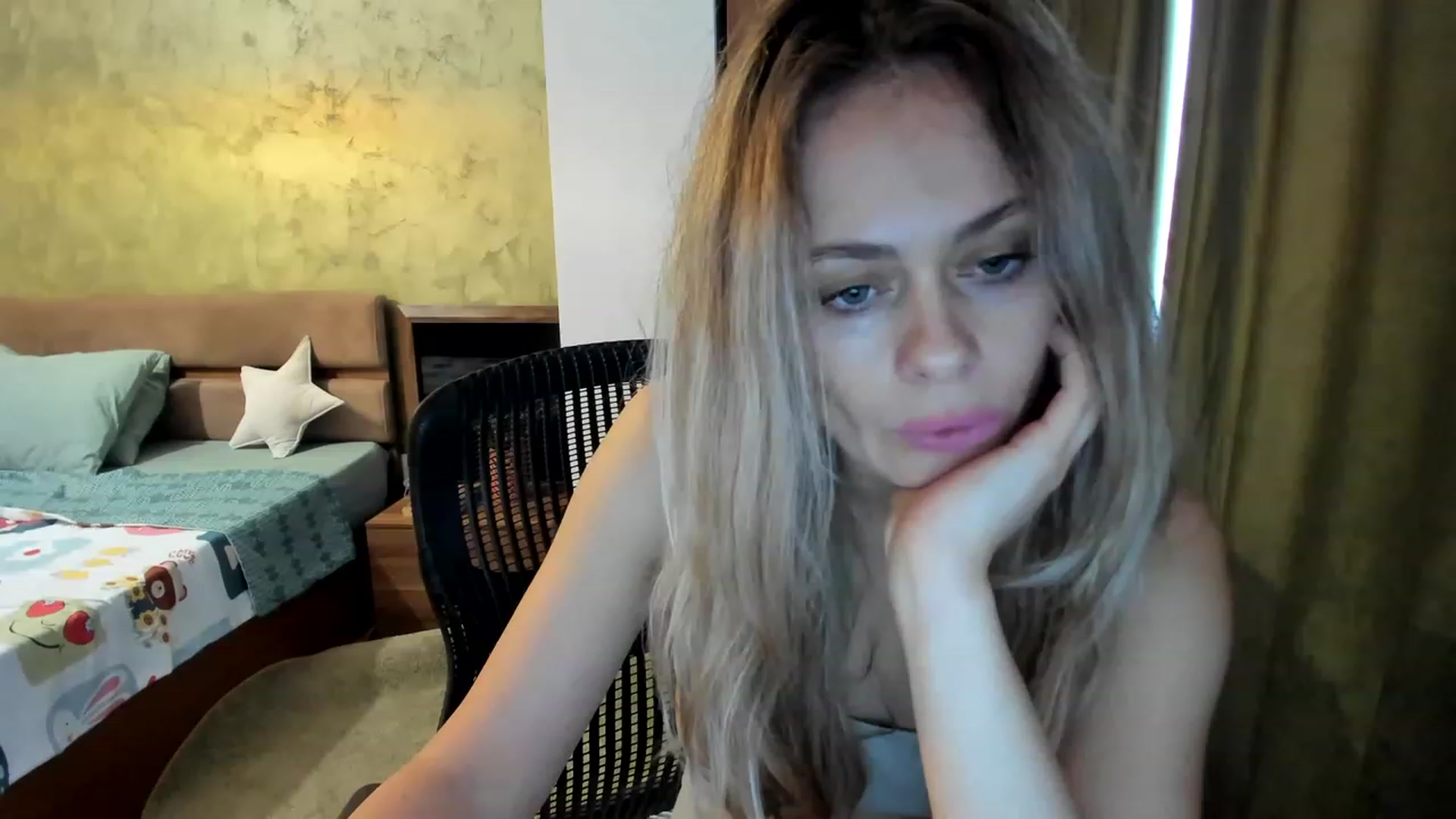 Gallery image thumbnail from DebraPaige's myfreecams stream on, 03/17/2023, 14:11 image 13 of 20