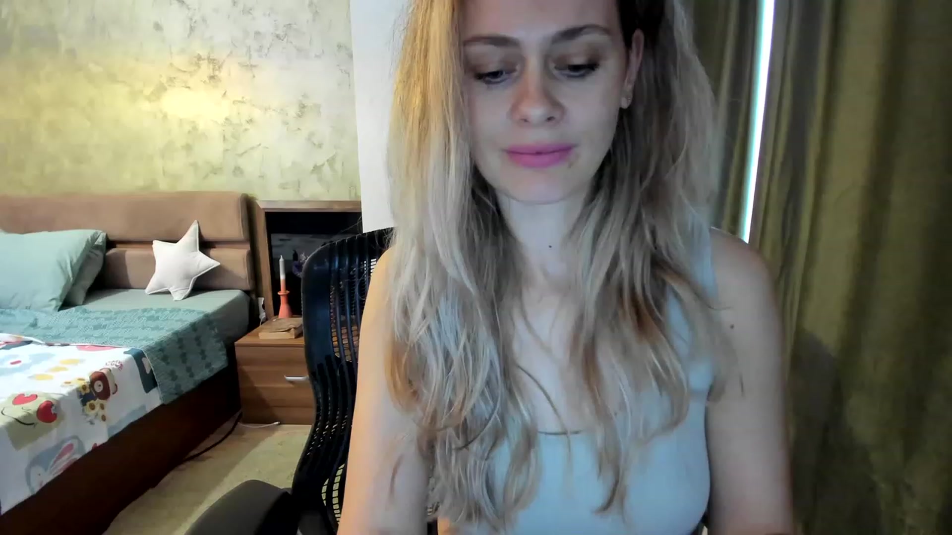 Gallery image thumbnail from DebraPaige's myfreecams stream on, 03/17/2023, 14:11 image 3 of 20
