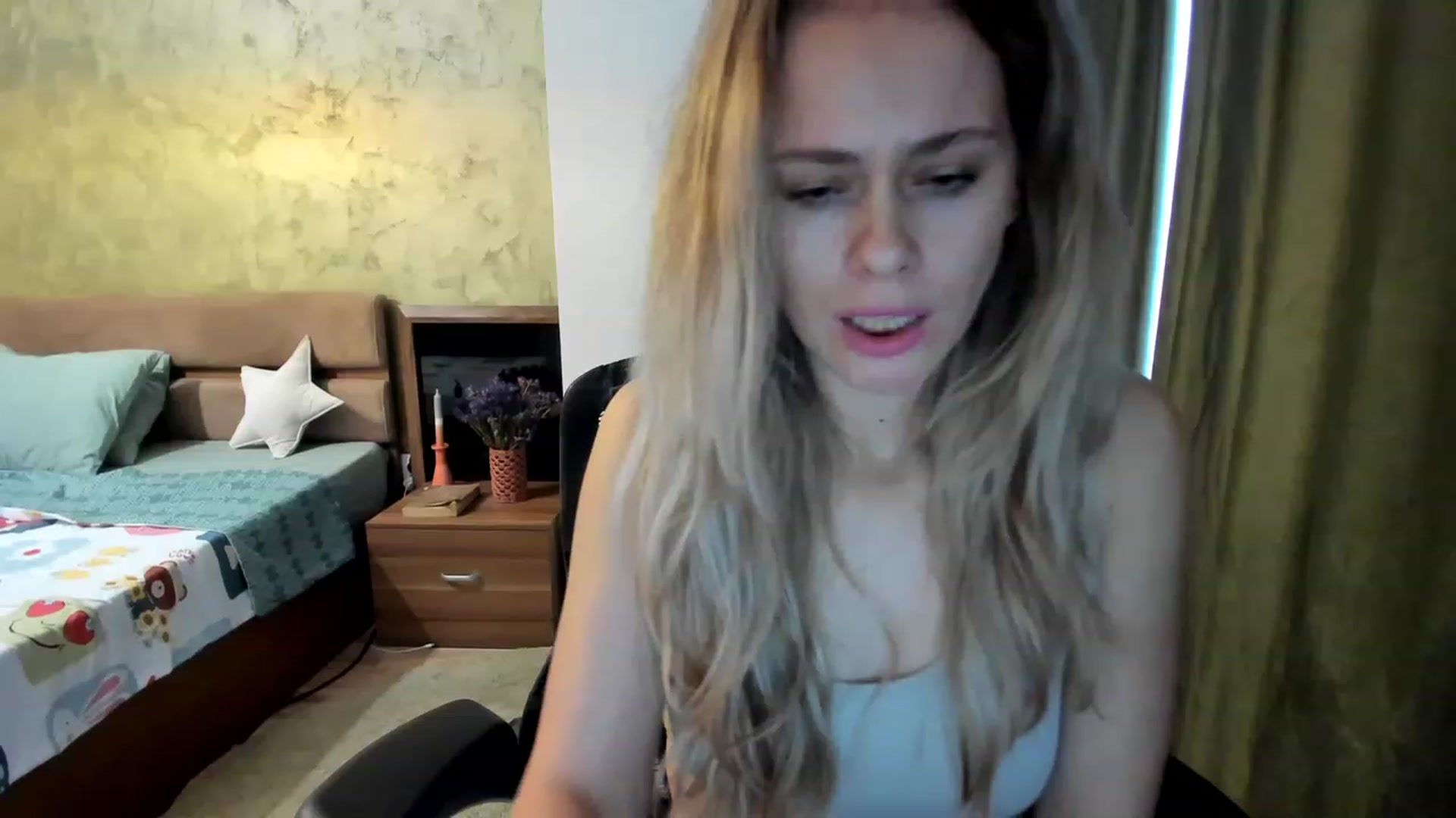 Gallery image thumbnail from DebraPaige's myfreecams stream on, 03/17/2023, 14:11 image 5 of 20