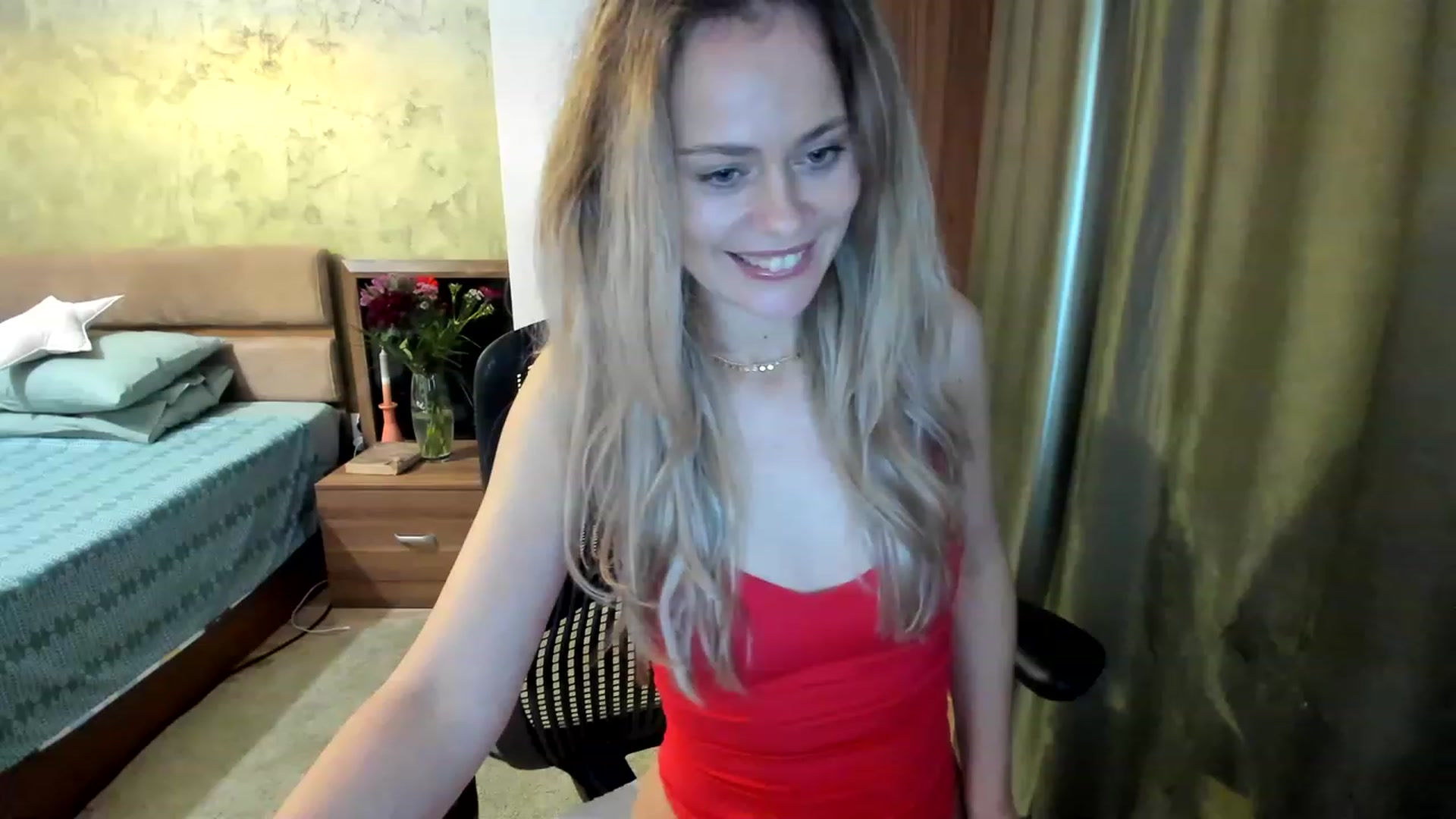 Gallery image thumbnail from DebraPaige's myfreecams stream on, 03/20/2023, 13:43 image 8 of 20