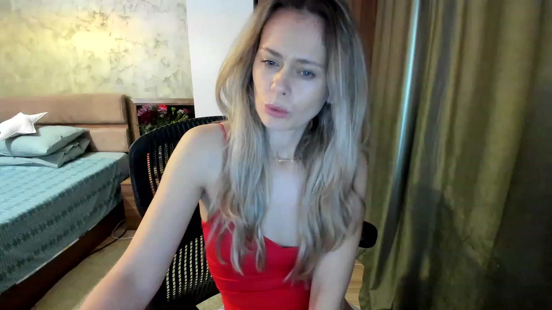 Gallery image thumbnail from DebraPaige's myfreecams stream on, 03/20/2023, 13:43 image 16 of 20