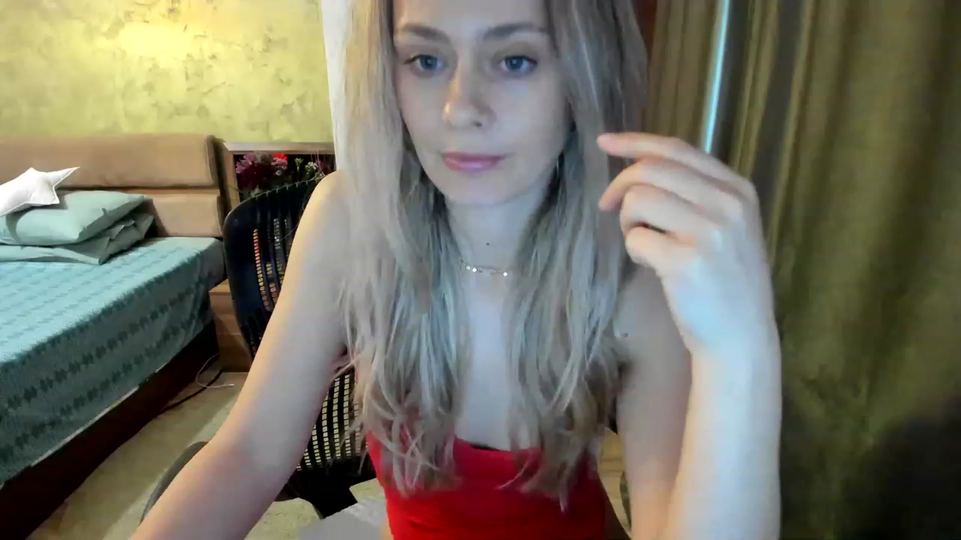 Gallery image thumbnail from DebraPaige's myfreecams stream on, 03/20/2023, 13:43 image 3 of 20