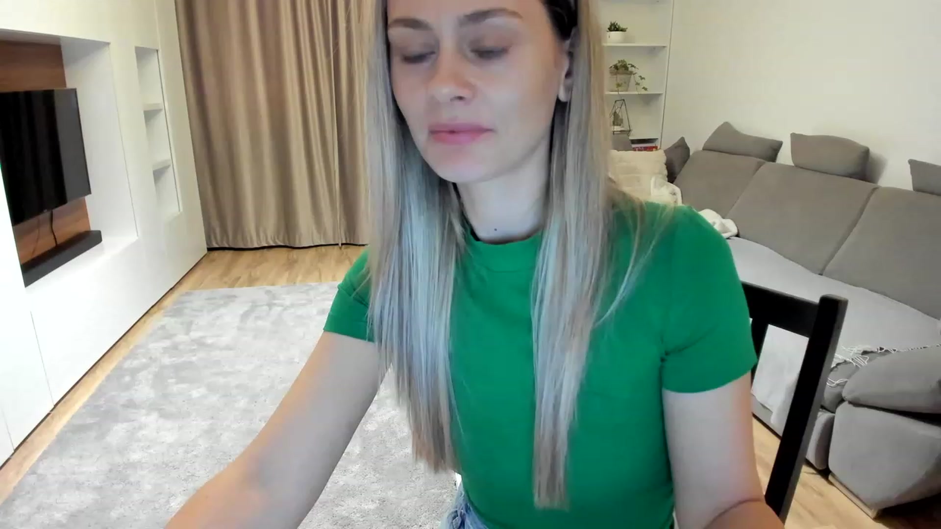 Gallery image thumbnail from DebraPaige's myfreecams stream on, 03/21/2023, 10:55 image 18 of 20